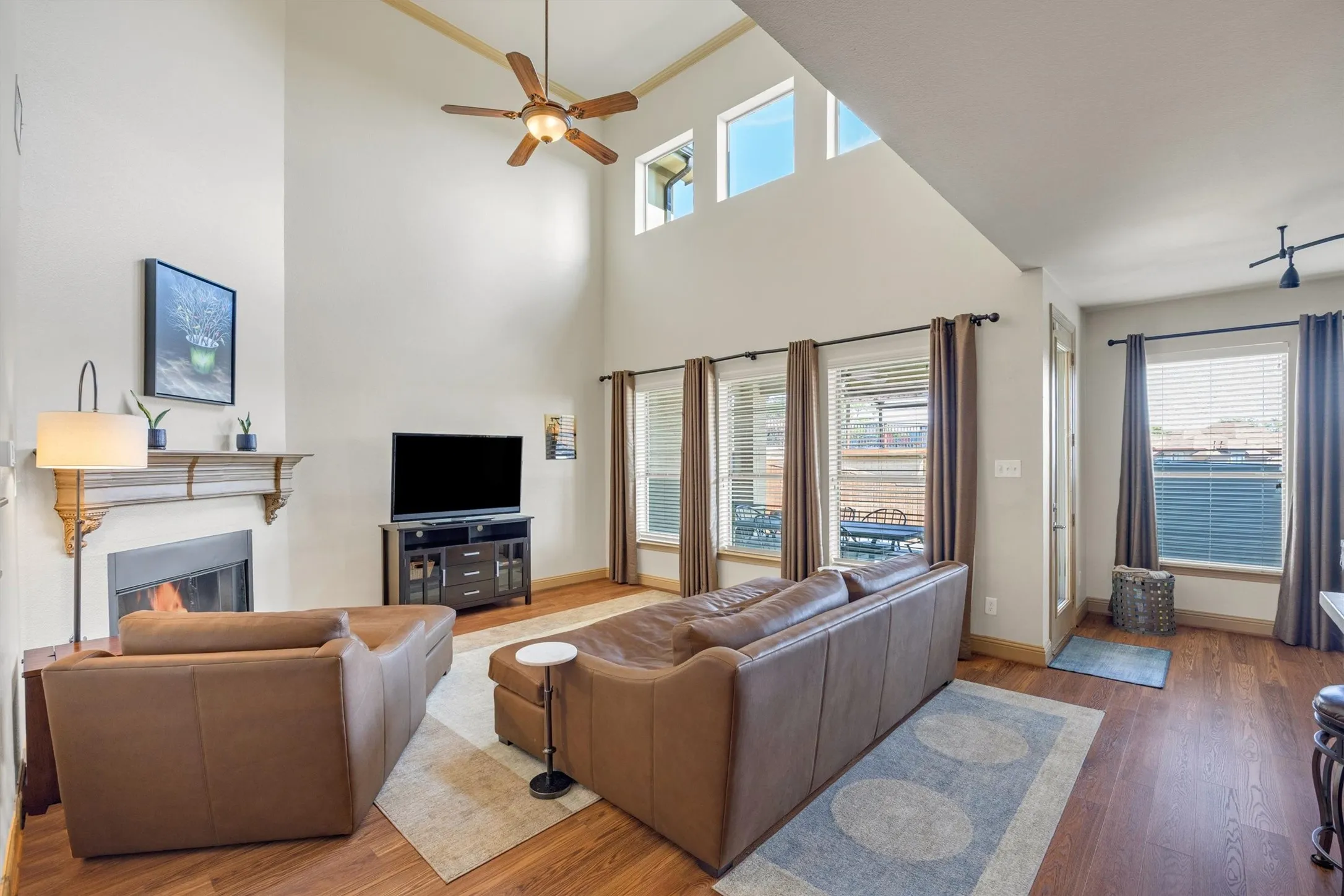 Townhouse For Sale in Dallas County , 4248 Nia Drive, Irving, Texas 75038, 4 Bedroom, 4 Bathroom, 2 Garage spaces, 2,364 Sqft, built in 2008, mls#21398351, Real Estate Agent in Irving, Homes For Sale in Dallas county, Homes For Sale in Irving, Realtor in Irving Texas, Real Estate Brokerage Independent Realty Texas, Luminita Cordes Realtor