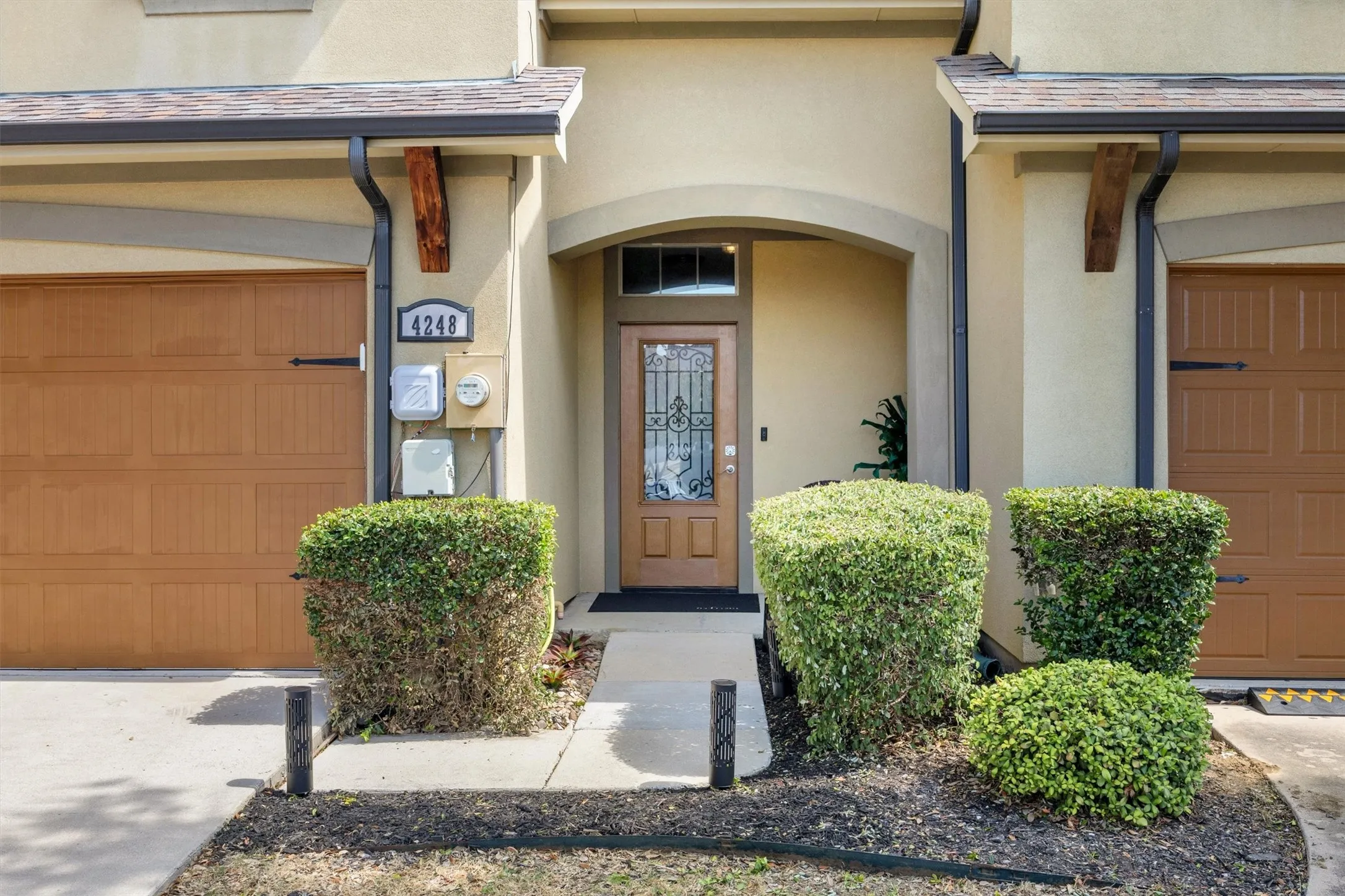 Townhouse For Sale in Dallas County , 4248 Nia Drive, Irving, Texas 75038, 4 Bedroom, 4 Bathroom, 2 Garage spaces, 2,364 Sqft, built in 2008, mls#21398351, Real Estate Agent in Irving, Homes For Sale in Dallas county, Homes For Sale in Irving, Realtor in Irving Texas, Real Estate Brokerage Independent Realty Texas, Luminita Cordes Realtor