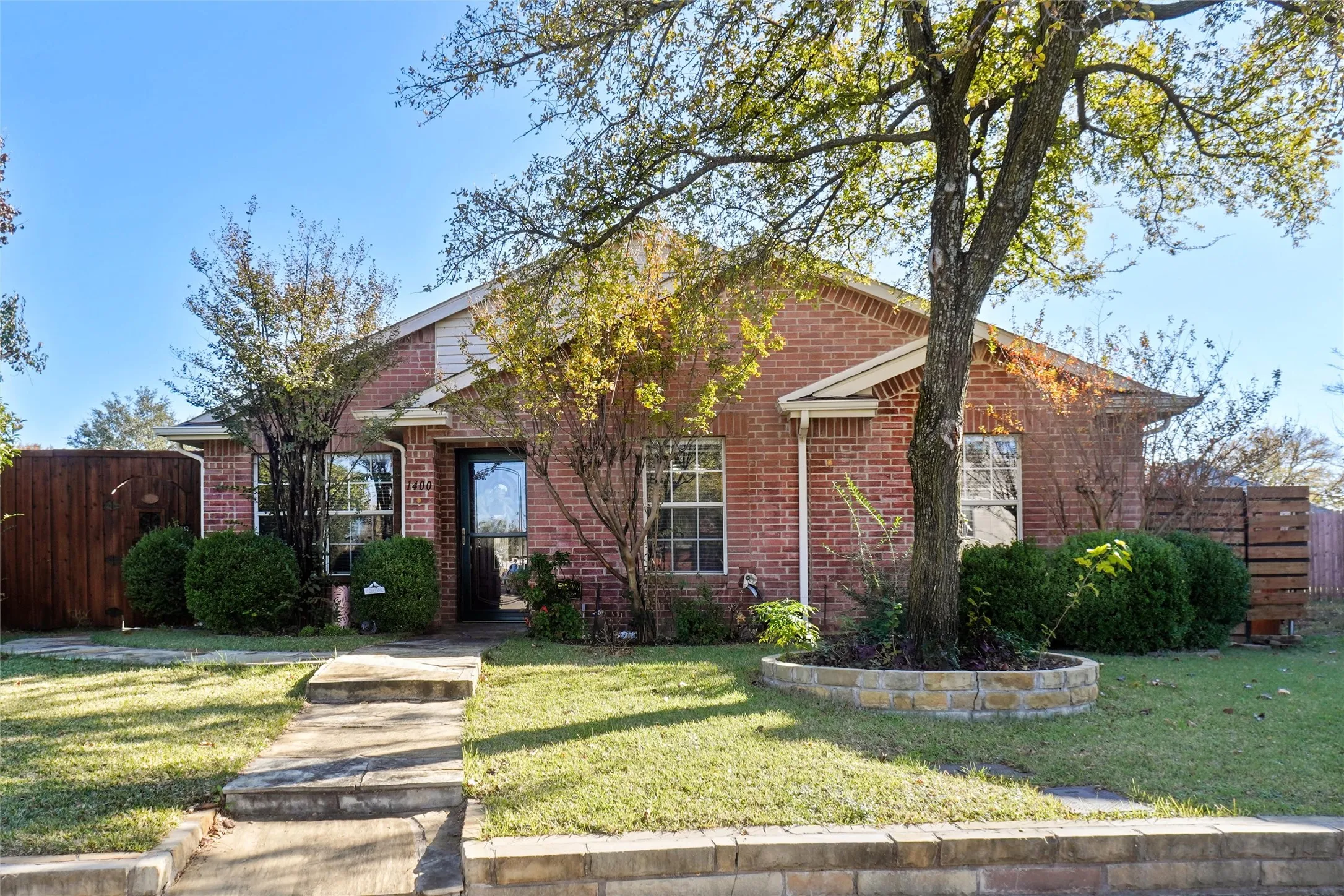 Single Family Residence For Sale