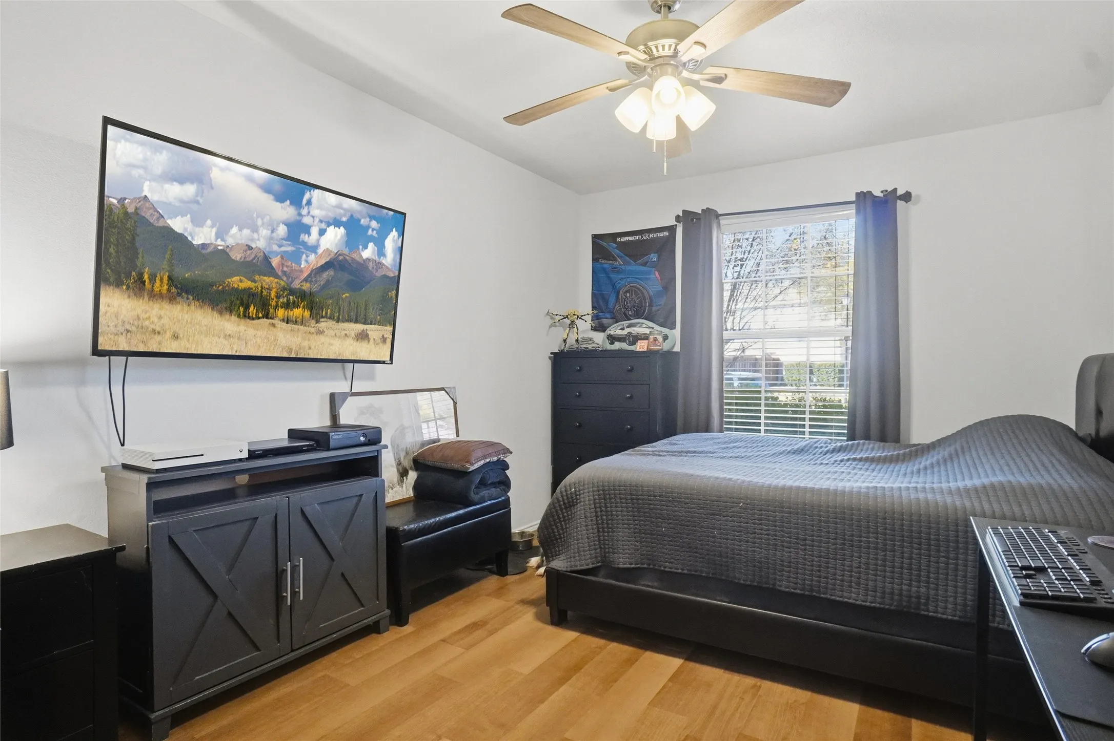 Single Family Residence For Sale in Denton County , 1400 Di Orio Drive, Lewisville, Texas 75067, 3 Bedroom, 2 Bathroom, 2 Garage spaces, 1,508 Sqft, built in 1998, mls#21400996, Real Estate Agent in Lewisville, Homes For Sale in Denton county, Homes For Sale in Lewisville, Realtor in Lewisville Texas, Real Estate Brokerage Independent Realty Texas, Luminita Cordes Realtor