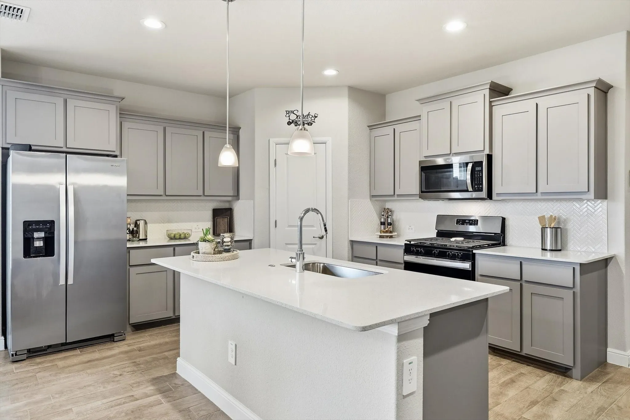 Single Family Residence For Sale in Denton County , 15545 Canford Terrace, Fort Worth, Texas 76247, 4 Bedroom, 3 Bathroom, 2 Garage spaces, 2,528 Sqft, built in 2023, mls#21400511, Real Estate Agent in Fort Worth, Homes For Sale in Denton county, Homes For Sale in Fort Worth, Realtor in Fort Worth Texas, Real Estate Brokerage Independent Realty Texas, Luminita Cordes Realtor