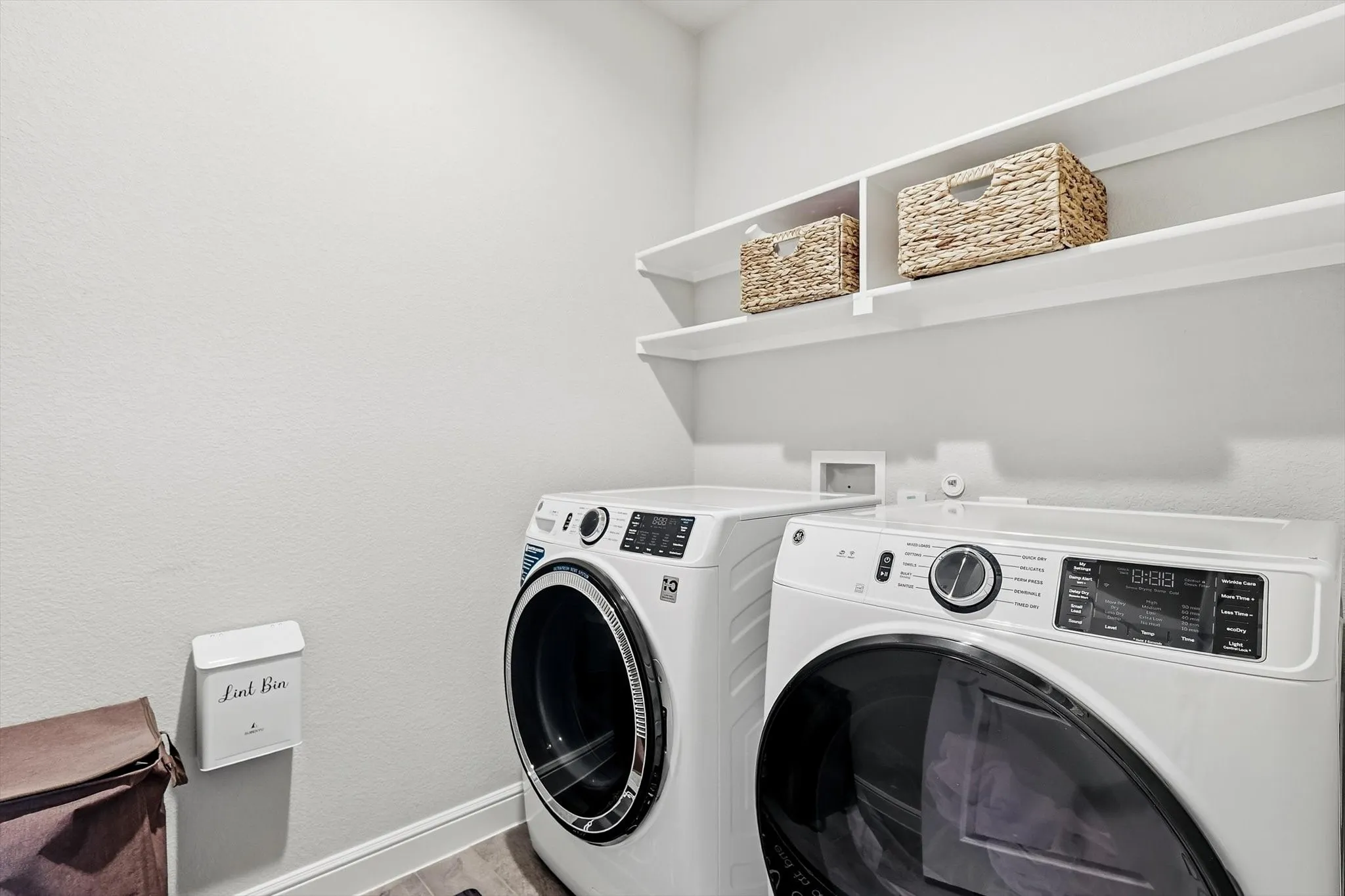 Single Family Residence For Sale in Denton County , 15545 Canford Terrace, Fort Worth, Texas 76247, 4 Bedroom, 3 Bathroom, 2 Garage spaces, 2,528 Sqft, built in 2023, mls#21400511, Real Estate Agent in Fort Worth, Homes For Sale in Denton county, Homes For Sale in Fort Worth, Realtor in Fort Worth Texas, Real Estate Brokerage Independent Realty Texas, Luminita Cordes Realtor