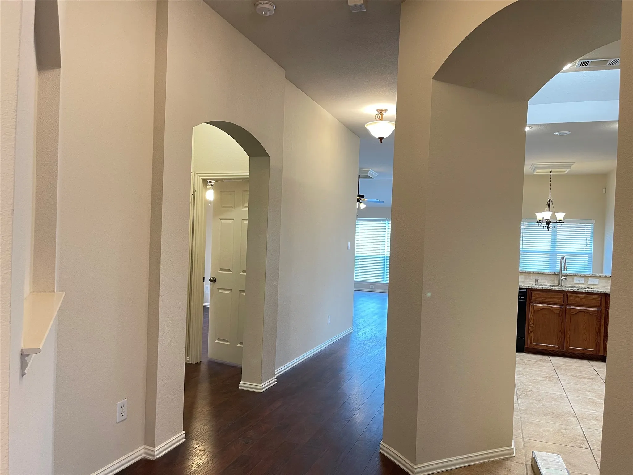 Single Family Residence For Rent in Tarrant County , 2865 Spotted Owl Drive, Fort Worth, Texas 76244, 3 Bedroom, 2 Bathroom, 2 Garage spaces, 2,156 Sqft, built in 2004, mls#21400972, Real Estate Agent in Fort Worth, Homes For Rent in Tarrant county, Homes For Rent in Fort Worth, Realtor in Fort Worth Texas, Real Estate Brokerage Independent Realty Texas, Luminita Cordes Realtor