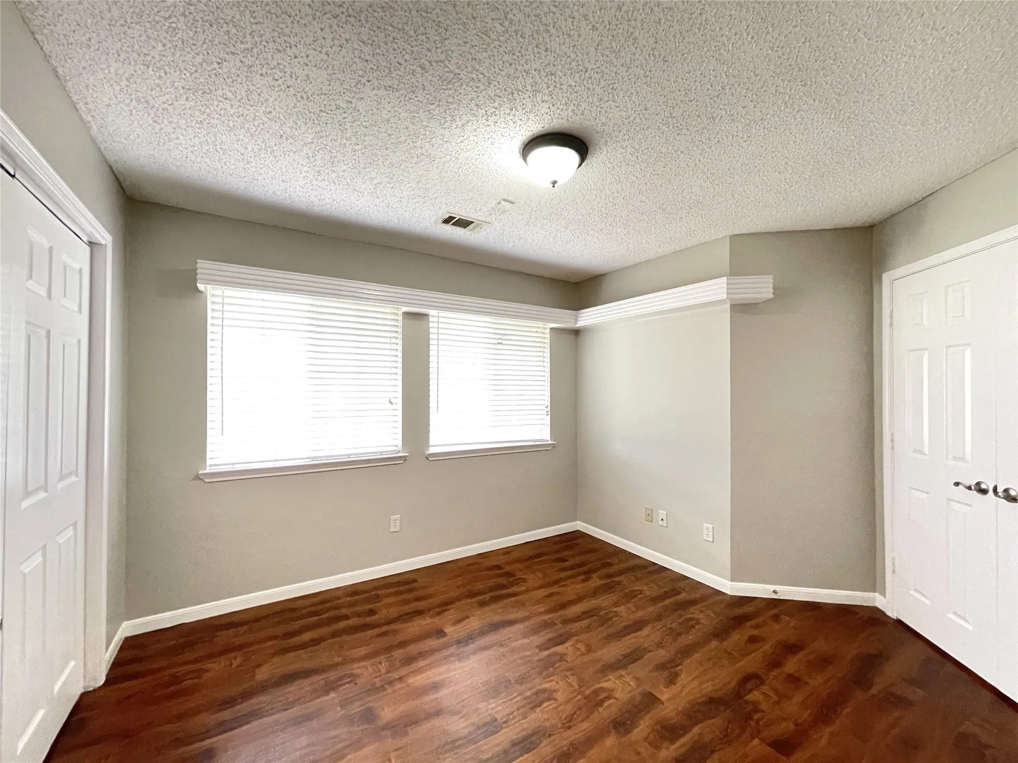 Single Family Residence For Rent in Collin County , 3616 Worthington Way, Plano, Texas 75023, 4 Bedroom, 2 Bathroom, 2 Garage spaces, 2,281 Sqft, built in 1986, mls#21399835, Real Estate Agent in Plano, Homes For Rent in Collin county, Homes For Rent in Plano, Realtor in Plano Texas, Real Estate Brokerage Independent Realty Texas, Luminita Cordes Realtor