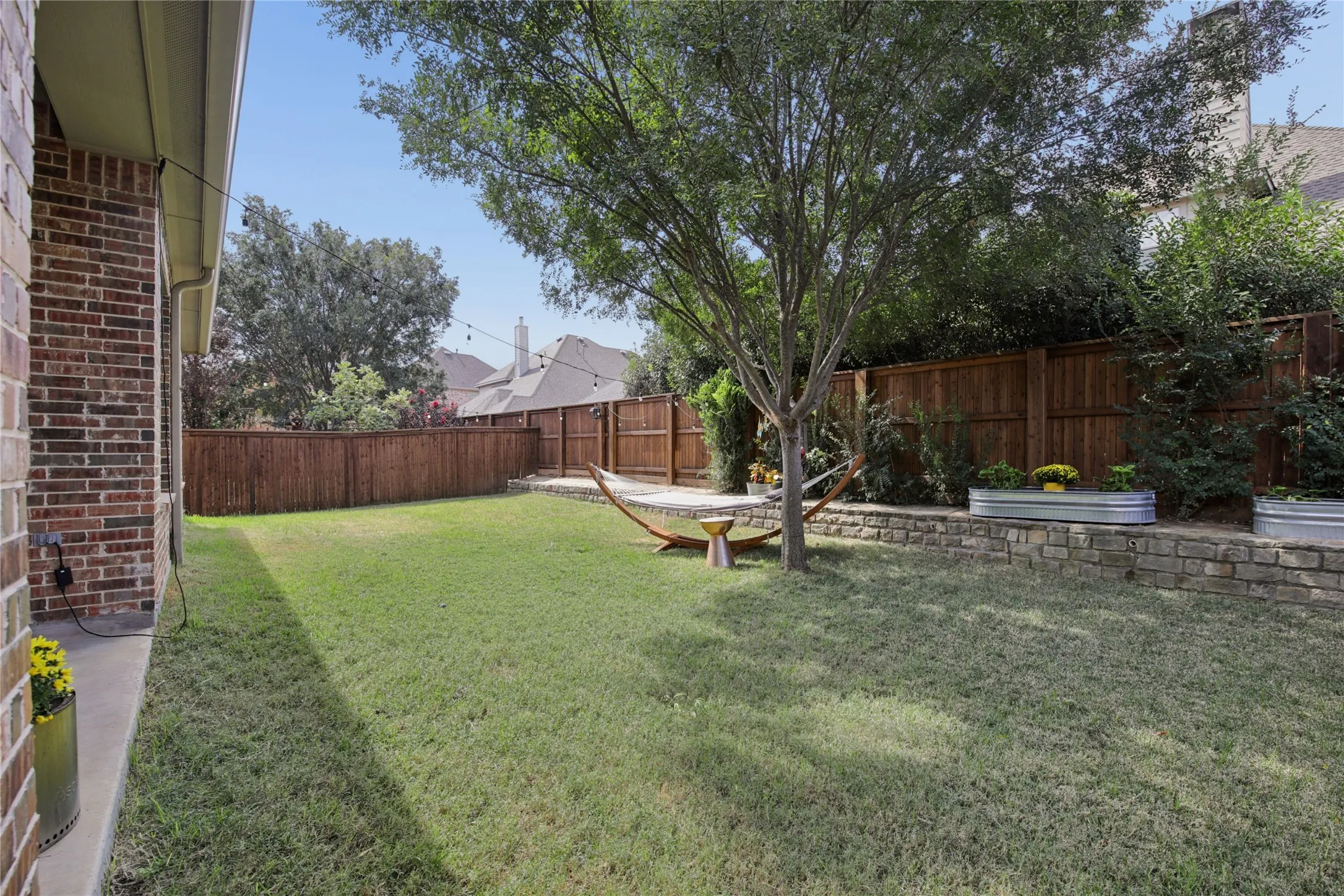 Single Family Residence For Sale in Denton County , 8501 Bayberry Avenue, Lantana, Texas 76226, 4 Bedroom, 5 Bathroom, 2 Garage spaces, 3,759 Sqft, built in 2008, mls#21400322, Real Estate Agent in Lantana, Homes For Sale in Denton county, Homes For Sale in Lantana, Realtor in Lantana Texas, Real Estate Brokerage Independent Realty Texas, Luminita Cordes Realtor
