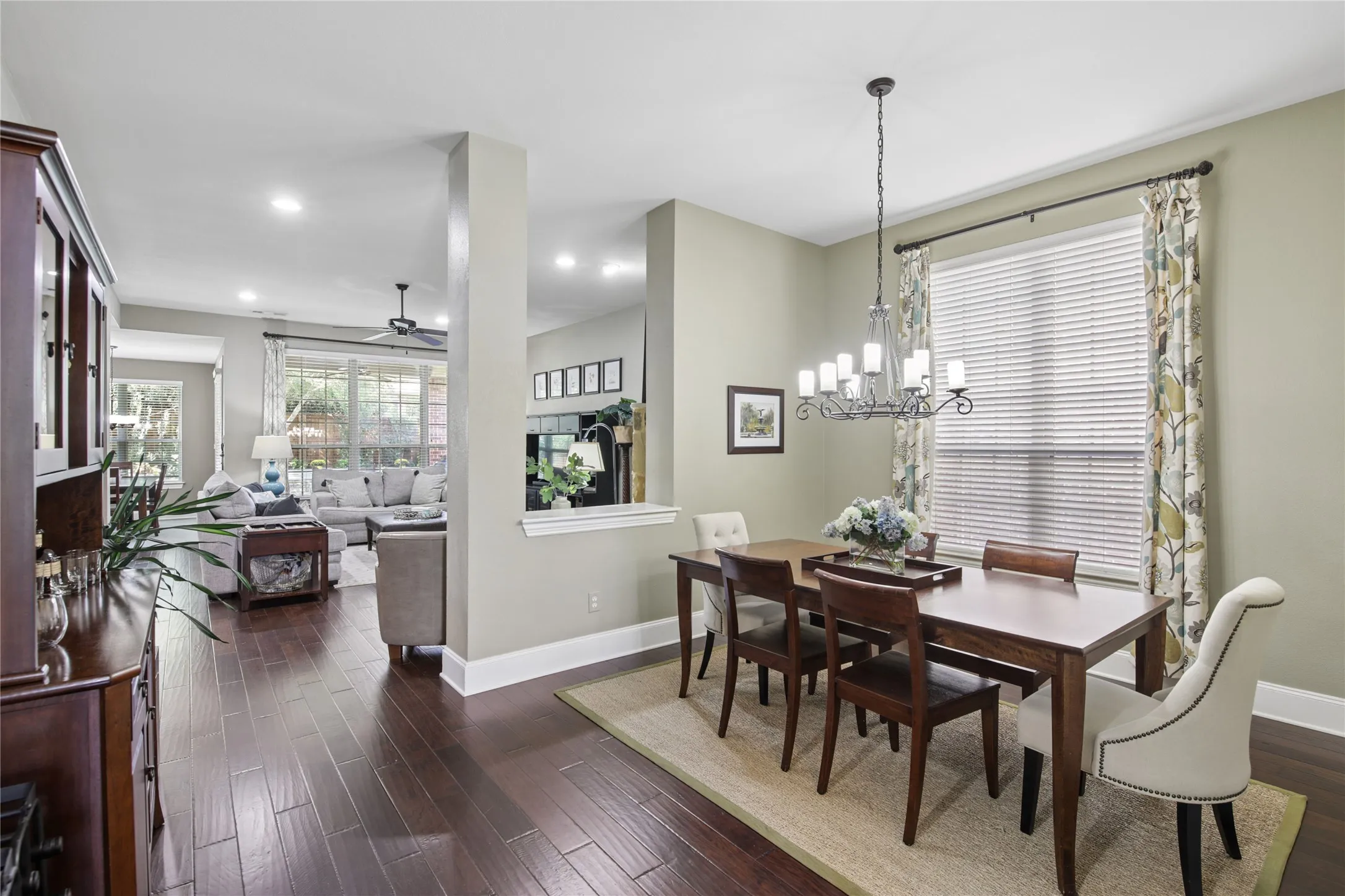Single Family Residence For Sale in Denton County , 8501 Bayberry Avenue, Lantana, Texas 76226, 4 Bedroom, 5 Bathroom, 2 Garage spaces, 3,759 Sqft, built in 2008, mls#21400322, Real Estate Agent in Lantana, Homes For Sale in Denton county, Homes For Sale in Lantana, Realtor in Lantana Texas, Real Estate Brokerage Independent Realty Texas, Luminita Cordes Realtor
