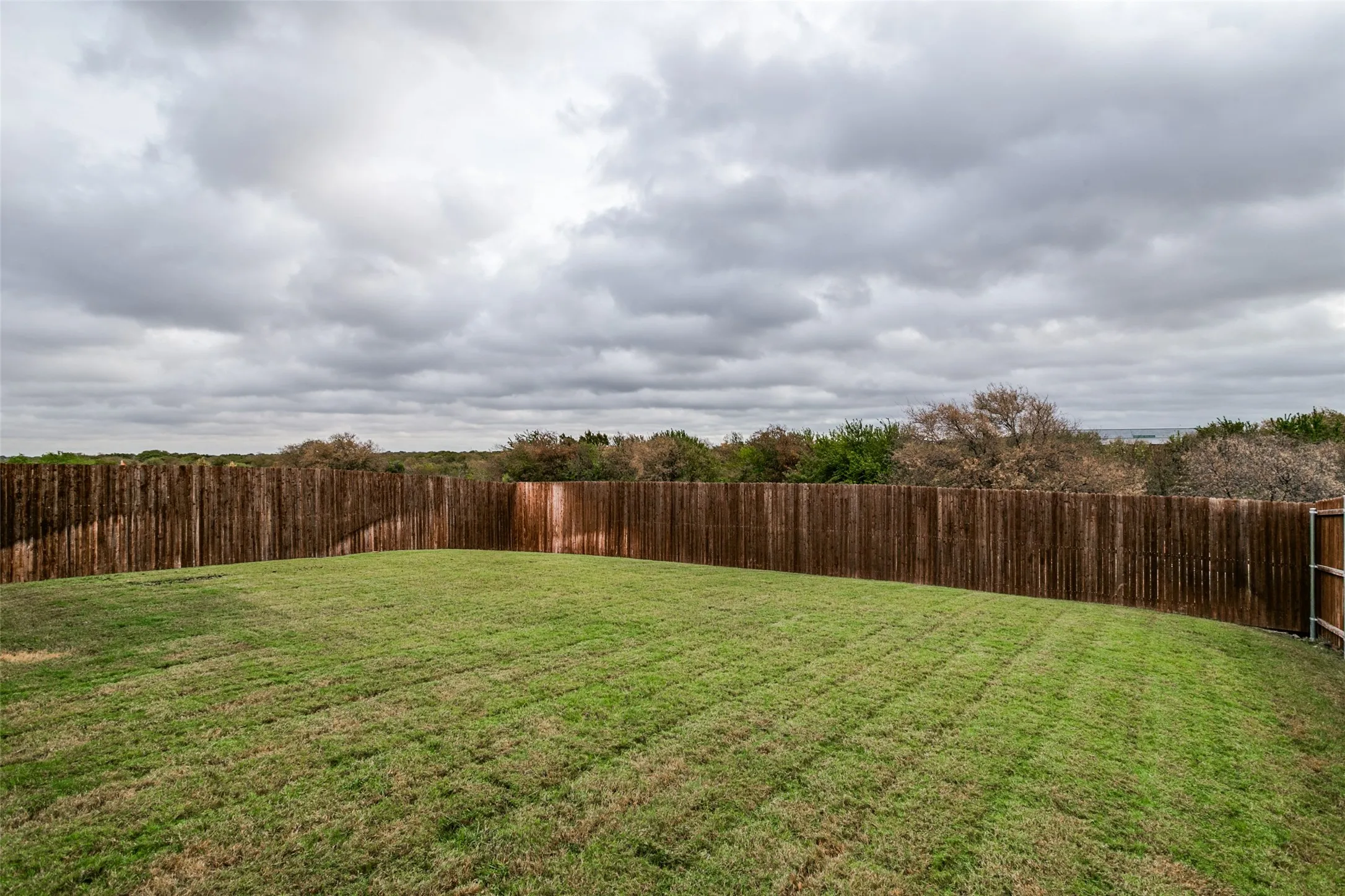 Single Family Residence For Sale in Tarrant County , 5924 Pine River Lane, Fort Worth, Texas 76179, 3 Bedroom, 2 Bathroom, 2 Garage spaces, 2,101 Sqft, built in 2023, mls#21400600, Real Estate Agent in Fort Worth, Homes For Sale in Tarrant county, Homes For Sale in Fort Worth, Realtor in Fort Worth Texas, Real Estate Brokerage Independent Realty Texas, Luminita Cordes Realtor