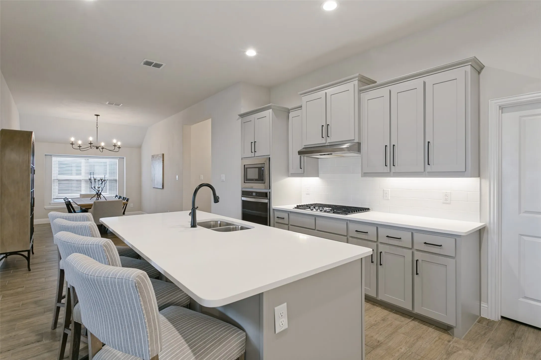 Single Family Residence For Sale in Tarrant County , 5924 Pine River Lane, Fort Worth, Texas 76179, 3 Bedroom, 2 Bathroom, 2 Garage spaces, 2,101 Sqft, built in 2023, mls#21400600, Real Estate Agent in Fort Worth, Homes For Sale in Tarrant county, Homes For Sale in Fort Worth, Realtor in Fort Worth Texas, Real Estate Brokerage Independent Realty Texas, Luminita Cordes Realtor