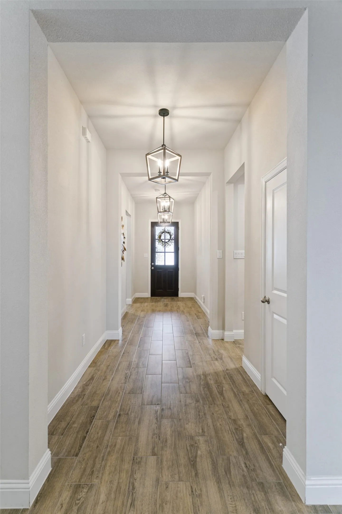 Single Family Residence For Sale in Tarrant County , 5924 Pine River Lane, Fort Worth, Texas 76179, 3 Bedroom, 2 Bathroom, 2 Garage spaces, 2,101 Sqft, built in 2023, mls#21400600, Real Estate Agent in Fort Worth, Homes For Sale in Tarrant county, Homes For Sale in Fort Worth, Realtor in Fort Worth Texas, Real Estate Brokerage Independent Realty Texas, Luminita Cordes Realtor