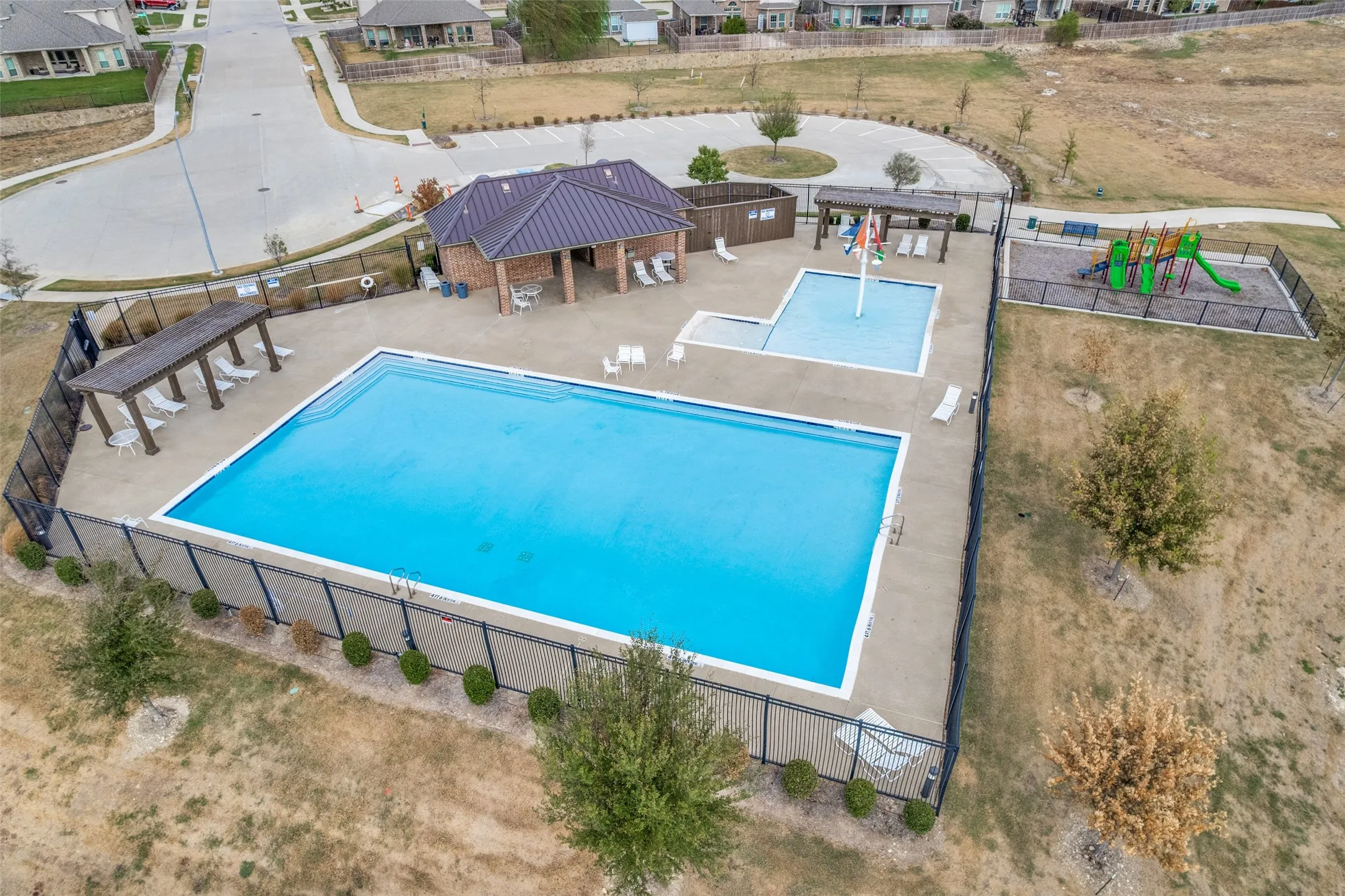 Single Family Residence For Sale in Tarrant County , 5924 Pine River Lane, Fort Worth, Texas 76179, 3 Bedroom, 2 Bathroom, 2 Garage spaces, 2,101 Sqft, built in 2023, mls#21400600, Real Estate Agent in Fort Worth, Homes For Sale in Tarrant county, Homes For Sale in Fort Worth, Realtor in Fort Worth Texas, Real Estate Brokerage Independent Realty Texas, Luminita Cordes Realtor