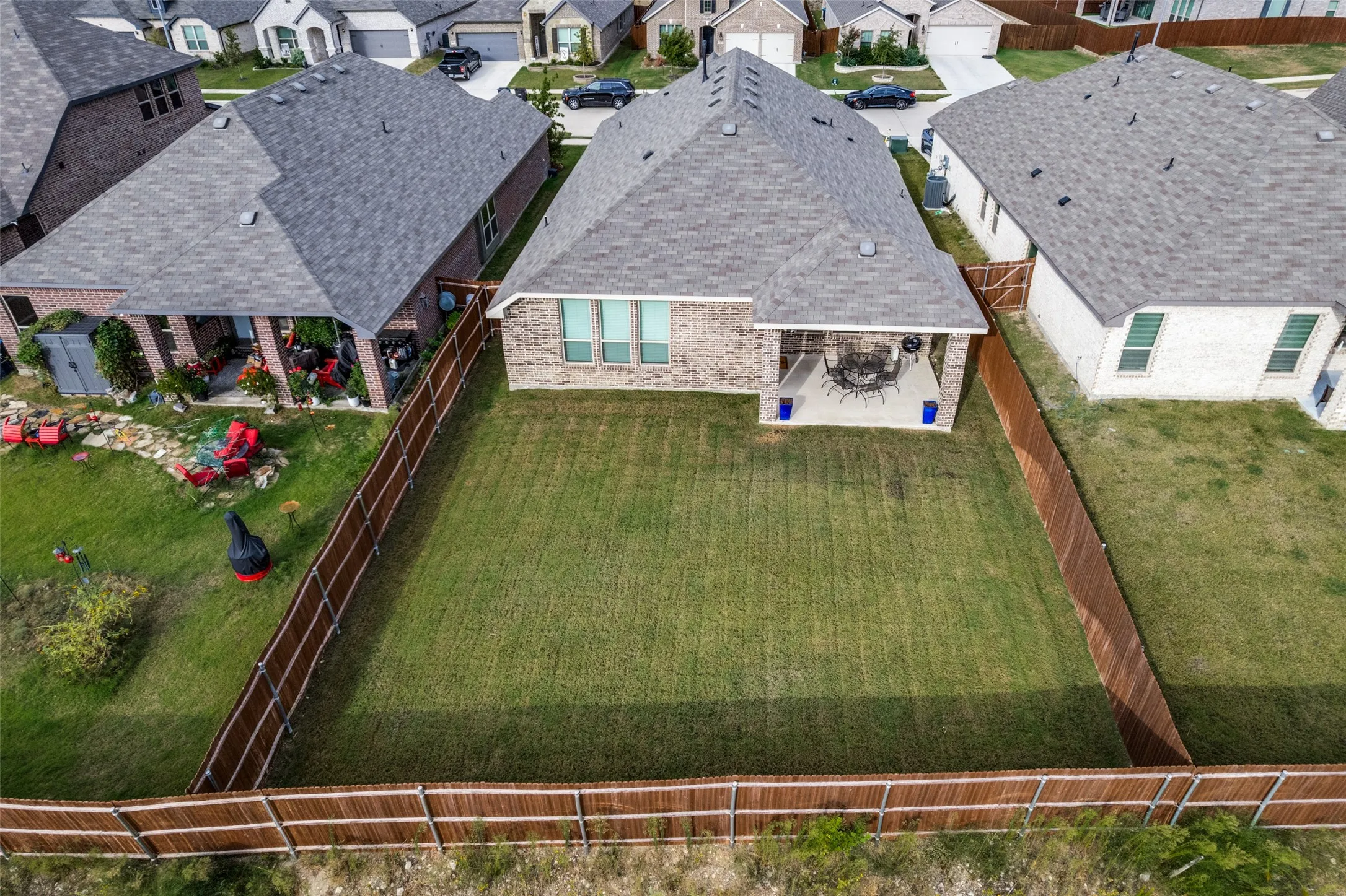 Single Family Residence For Sale in Tarrant County , 5924 Pine River Lane, Fort Worth, Texas 76179, 3 Bedroom, 2 Bathroom, 2 Garage spaces, 2,101 Sqft, built in 2023, mls#21400600, Real Estate Agent in Fort Worth, Homes For Sale in Tarrant county, Homes For Sale in Fort Worth, Realtor in Fort Worth Texas, Real Estate Brokerage Independent Realty Texas, Luminita Cordes Realtor