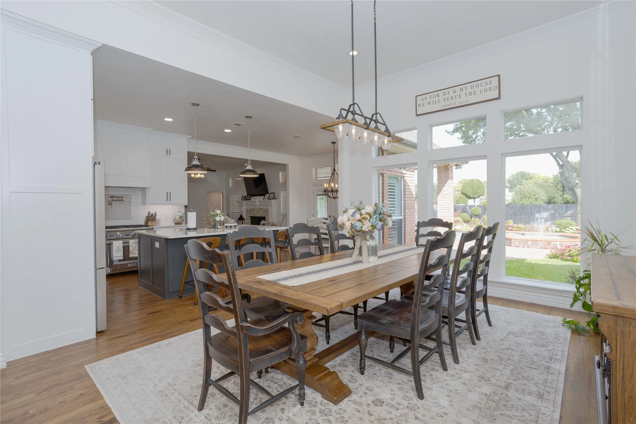 Single Family Residence For Sale in Tarrant County , 5601 Sycamore Drive, Colleyville, Texas 76034, 4 Bedroom, 3 Bathroom, 3 Garage spaces, 3,505 Sqft, built in 1991, mls#21399667, Real Estate Agent in Colleyville, Homes For Sale in Tarrant county, Homes For Sale in Colleyville, Realtor in Colleyville Texas, Real Estate Brokerage Independent Realty Texas, Luminita Cordes Realtor