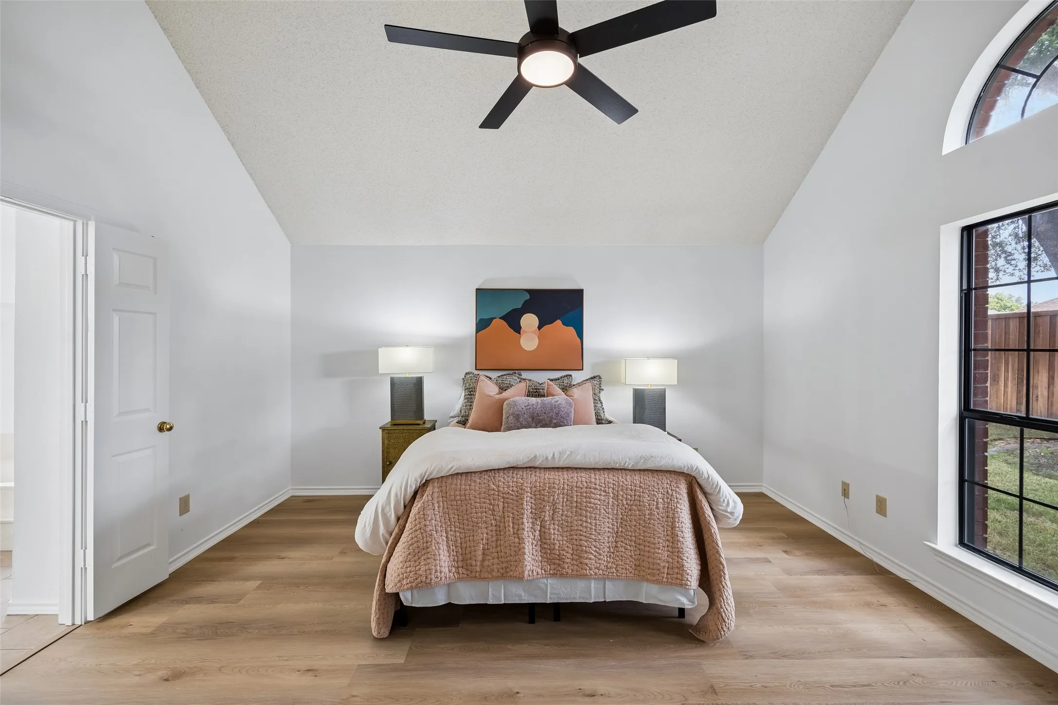 Single Family Residence For Sale in Collin County , 6656 Wickliff Trail, Plano, Texas 75023, 4 Bedroom, 3 Bathroom, 2 Garage spaces, 2,243 Sqft, built in 1988, mls#21398429, Real Estate Agent in Plano, Homes For Sale in Collin county, Homes For Sale in Plano, Realtor in Plano Texas, Real Estate Brokerage Independent Realty Texas, Luminita Cordes Realtor