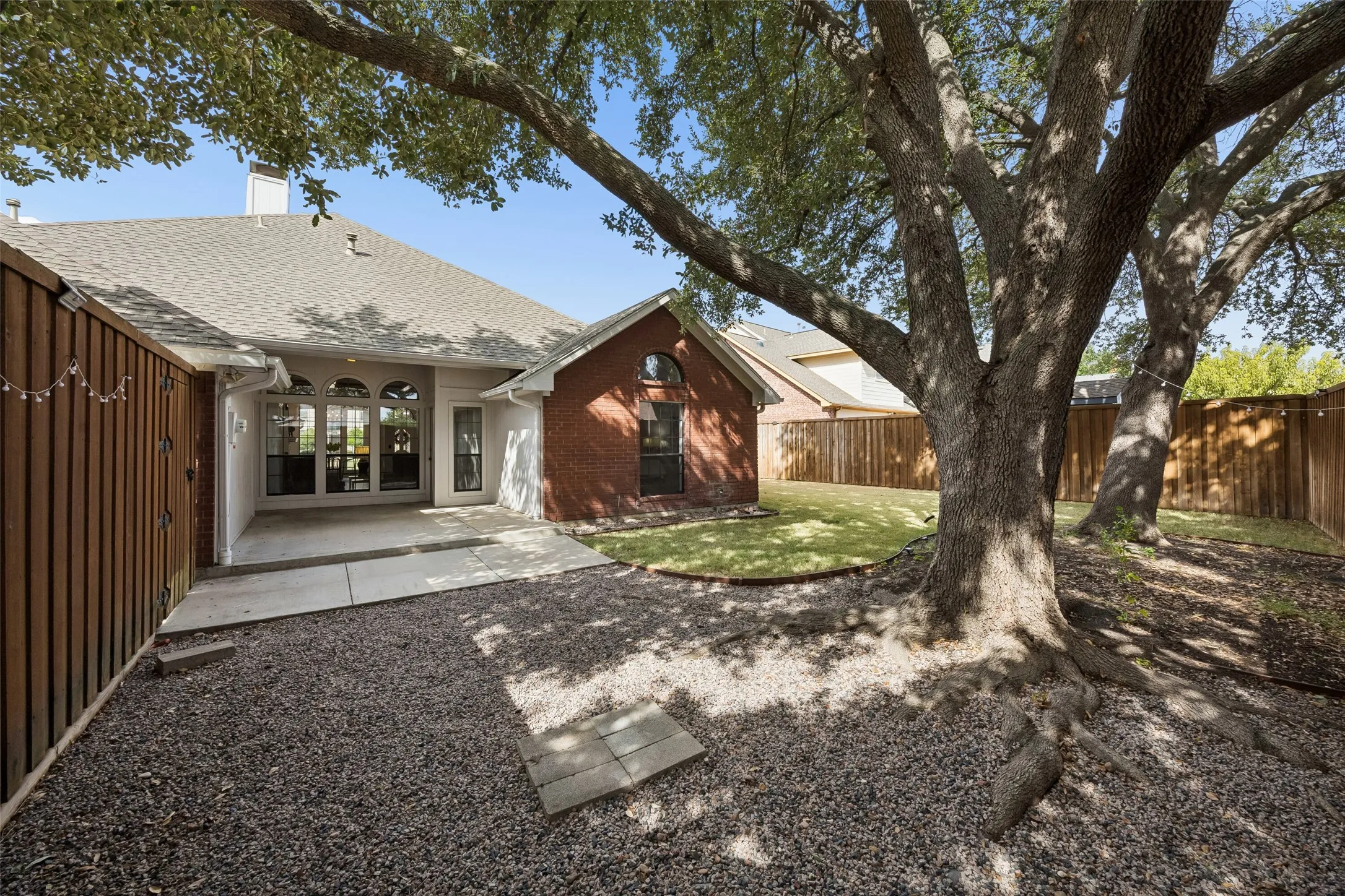 Single Family Residence For Sale in Collin County , 6656 Wickliff Trail, Plano, Texas 75023, 4 Bedroom, 3 Bathroom, 2 Garage spaces, 2,243 Sqft, built in 1988, mls#21398429, Real Estate Agent in Plano, Homes For Sale in Collin county, Homes For Sale in Plano, Realtor in Plano Texas, Real Estate Brokerage Independent Realty Texas, Luminita Cordes Realtor