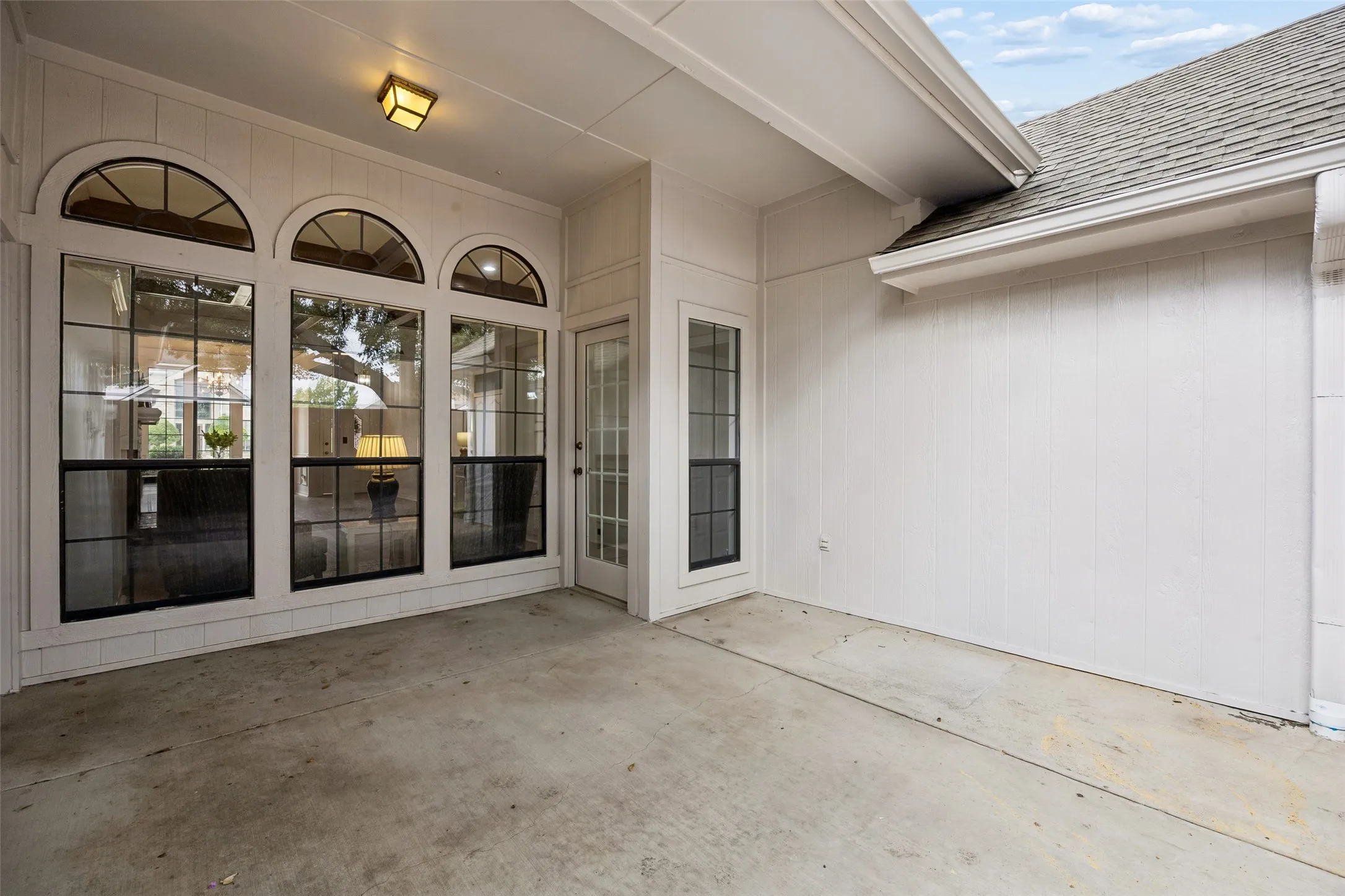 Single Family Residence For Sale in Collin County , 6656 Wickliff Trail, Plano, Texas 75023, 4 Bedroom, 3 Bathroom, 2 Garage spaces, 2,243 Sqft, built in 1988, mls#21398429, Real Estate Agent in Plano, Homes For Sale in Collin county, Homes For Sale in Plano, Realtor in Plano Texas, Real Estate Brokerage Independent Realty Texas, Luminita Cordes Realtor