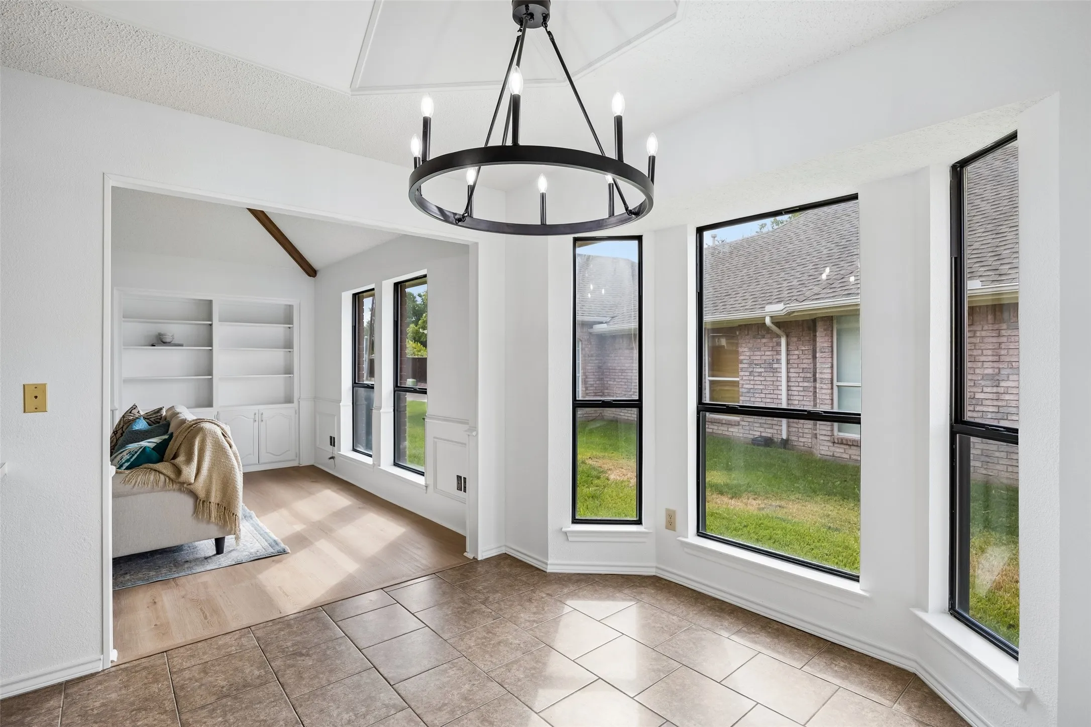 Single Family Residence For Sale in Collin County , 6656 Wickliff Trail, Plano, Texas 75023, 4 Bedroom, 3 Bathroom, 2 Garage spaces, 2,243 Sqft, built in 1988, mls#21398429, Real Estate Agent in Plano, Homes For Sale in Collin county, Homes For Sale in Plano, Realtor in Plano Texas, Real Estate Brokerage Independent Realty Texas, Luminita Cordes Realtor