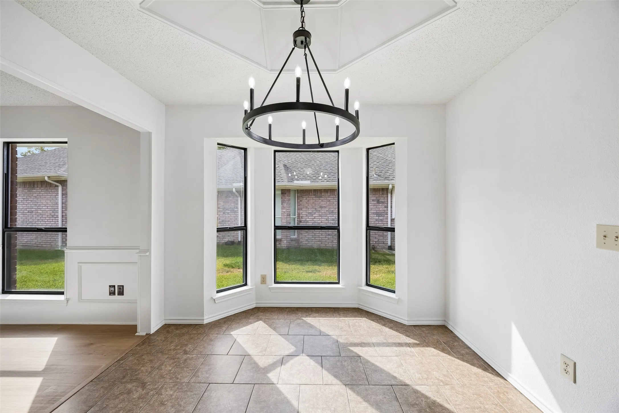 Single Family Residence For Sale in Collin County , 6656 Wickliff Trail, Plano, Texas 75023, 4 Bedroom, 3 Bathroom, 2 Garage spaces, 2,243 Sqft, built in 1988, mls#21398429, Real Estate Agent in Plano, Homes For Sale in Collin county, Homes For Sale in Plano, Realtor in Plano Texas, Real Estate Brokerage Independent Realty Texas, Luminita Cordes Realtor