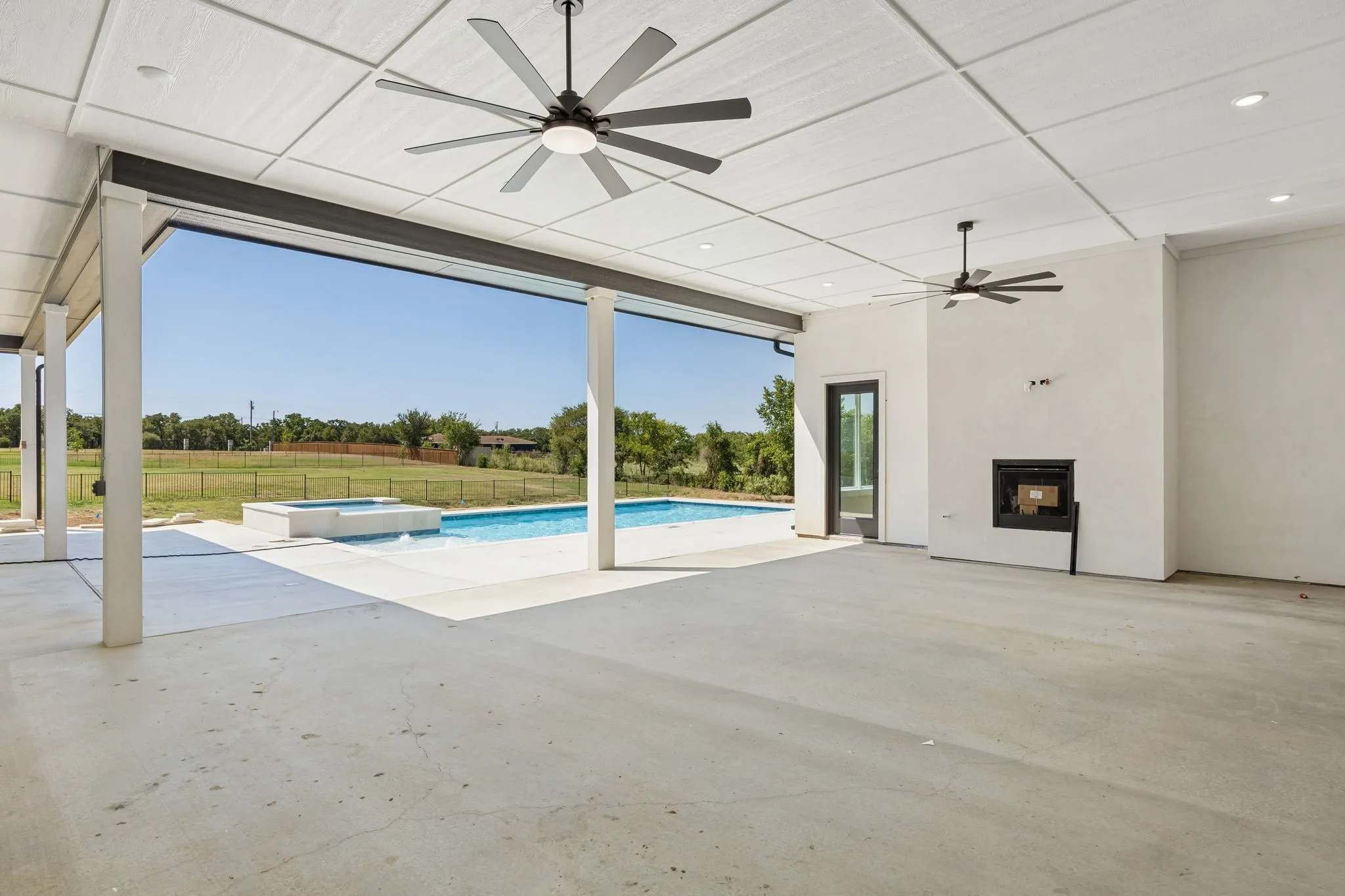 Single Family Residence For Sale in Johnson County , 304 Mint Ridge, Burleson, Texas 76028, 5 Bedroom, 6 Bathroom, 8 Garage spaces, 6,405 Sqft, built in 2026, mls#21401010, Real Estate Agent in Burleson, Homes For Sale in Johnson county, Homes For Sale in Burleson, Realtor in Burleson Texas, Real Estate Brokerage Independent Realty Texas, Luminita Cordes Realtor
