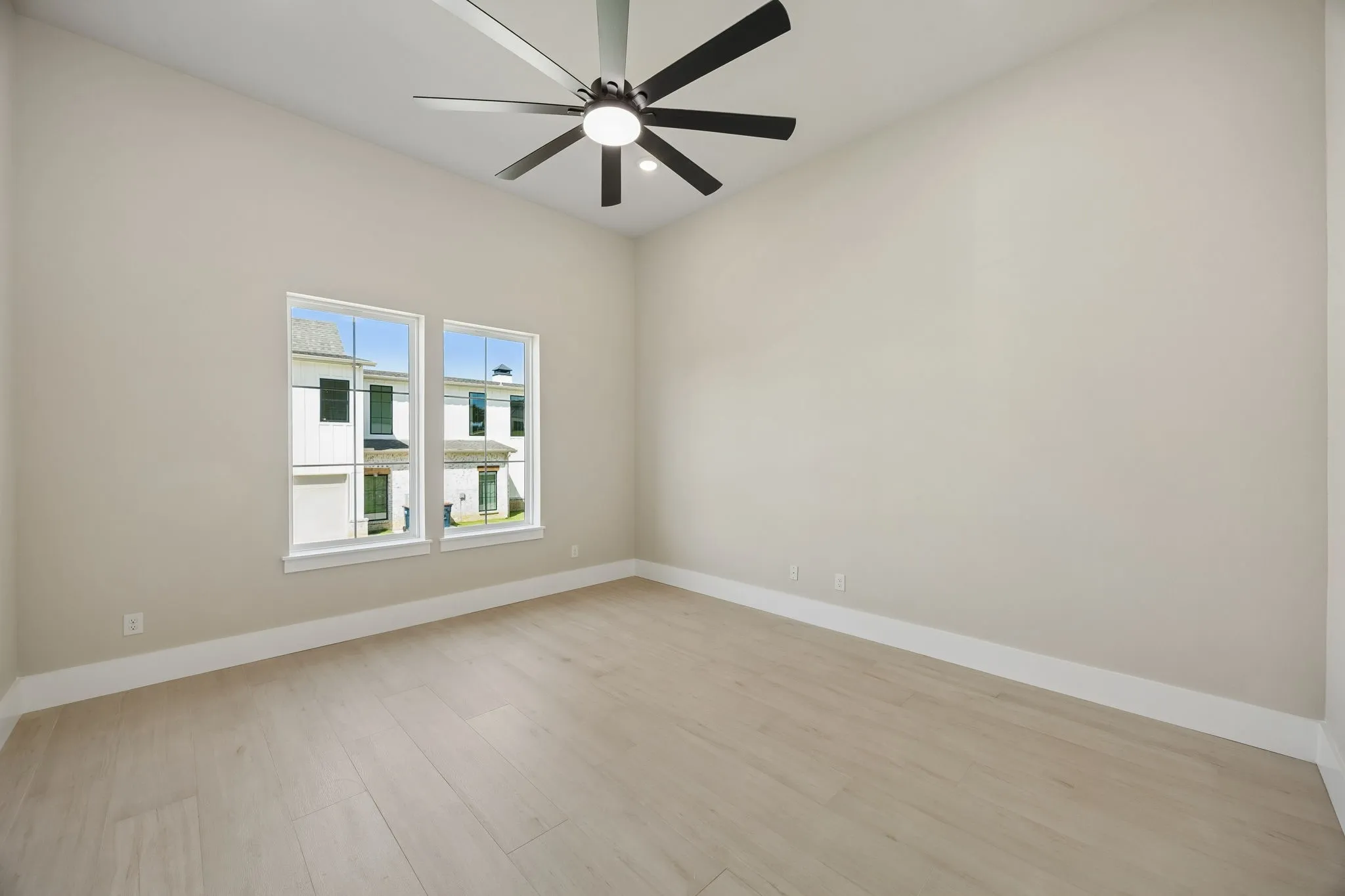 Single Family Residence For Sale in Johnson County , 304 Mint Ridge, Burleson, Texas 76028, 5 Bedroom, 6 Bathroom, 8 Garage spaces, 6,405 Sqft, built in 2026, mls#21401010, Real Estate Agent in Burleson, Homes For Sale in Johnson county, Homes For Sale in Burleson, Realtor in Burleson Texas, Real Estate Brokerage Independent Realty Texas, Luminita Cordes Realtor