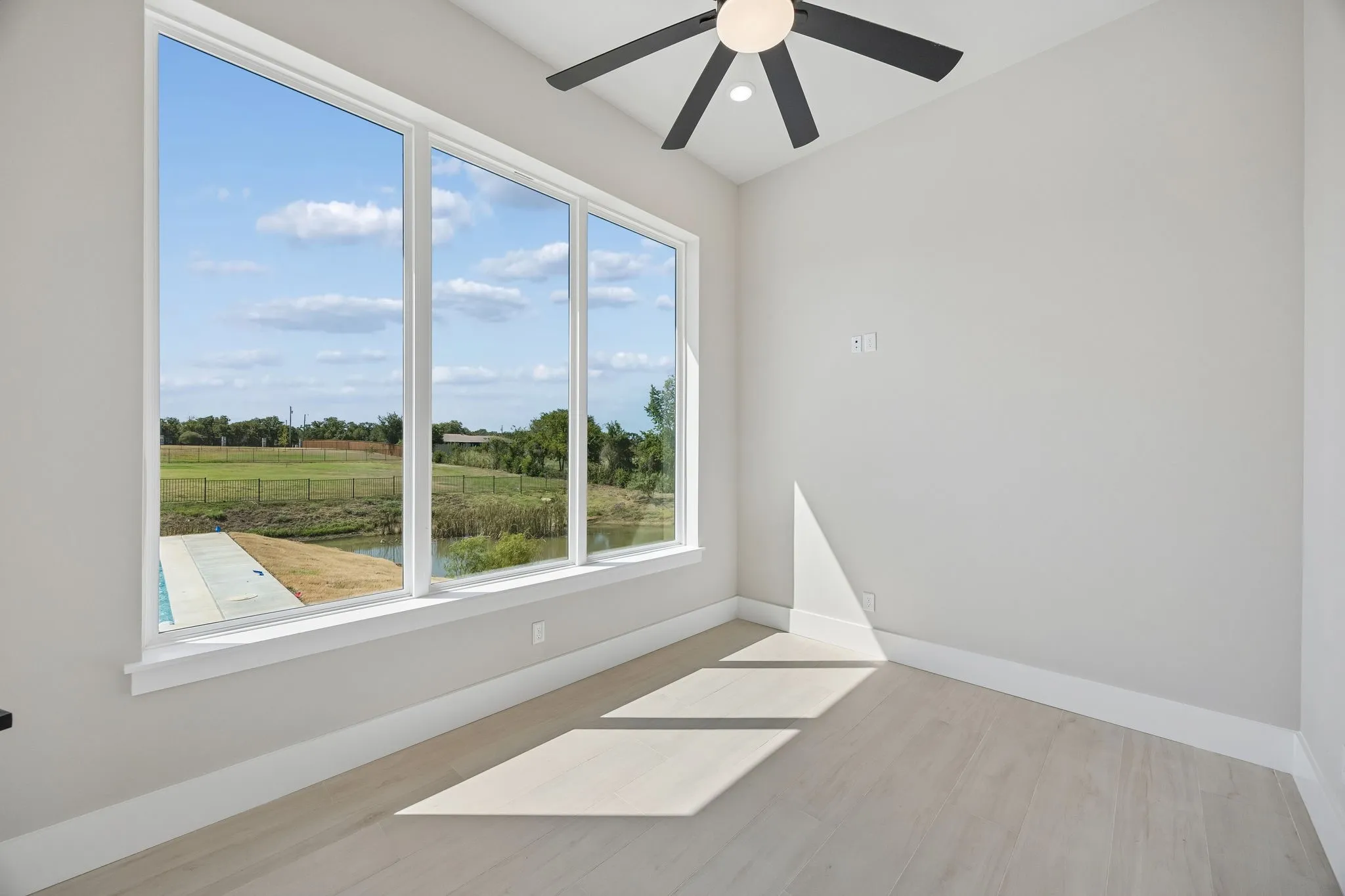 Single Family Residence For Sale in Johnson County , 304 Mint Ridge, Burleson, Texas 76028, 5 Bedroom, 6 Bathroom, 8 Garage spaces, 6,405 Sqft, built in 2026, mls#21401010, Real Estate Agent in Burleson, Homes For Sale in Johnson county, Homes For Sale in Burleson, Realtor in Burleson Texas, Real Estate Brokerage Independent Realty Texas, Luminita Cordes Realtor