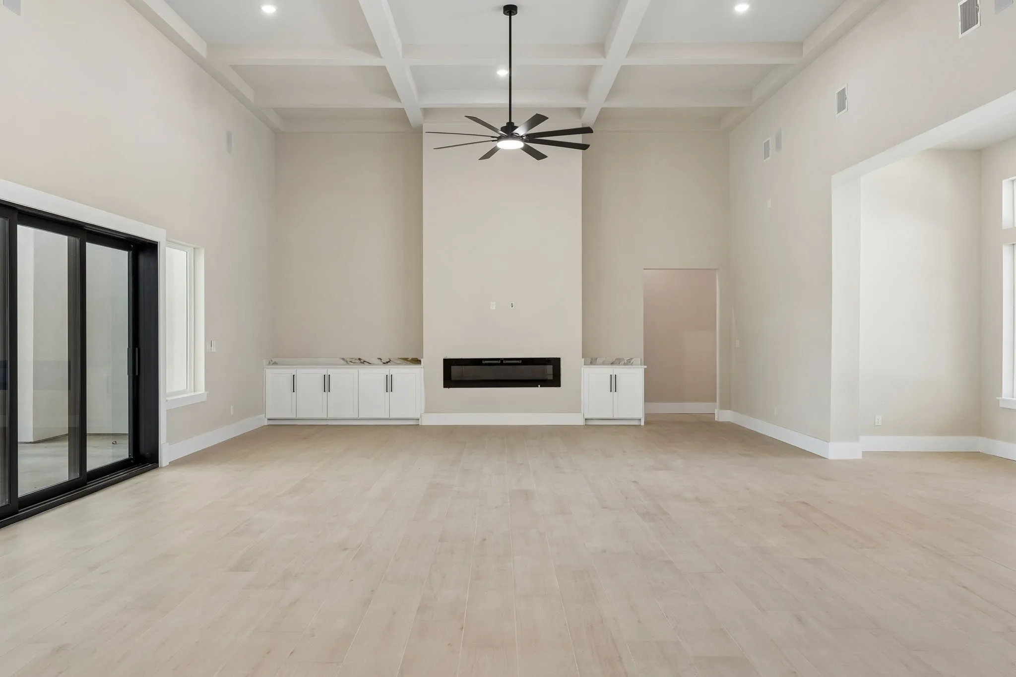 Single Family Residence For Sale in Johnson County , 304 Mint Ridge, Burleson, Texas 76028, 5 Bedroom, 6 Bathroom, 8 Garage spaces, 6,405 Sqft, built in 2026, mls#21401010, Real Estate Agent in Burleson, Homes For Sale in Johnson county, Homes For Sale in Burleson, Realtor in Burleson Texas, Real Estate Brokerage Independent Realty Texas, Luminita Cordes Realtor