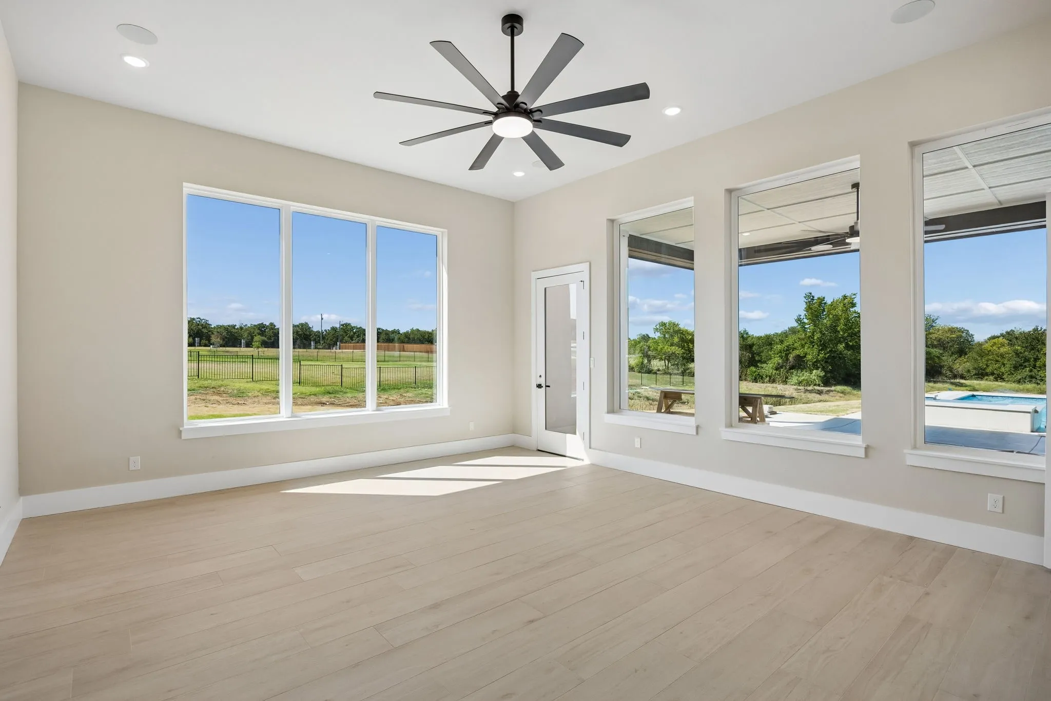 Single Family Residence For Sale in Johnson County , 304 Mint Ridge, Burleson, Texas 76028, 5 Bedroom, 6 Bathroom, 8 Garage spaces, 6,405 Sqft, built in 2026, mls#21401010, Real Estate Agent in Burleson, Homes For Sale in Johnson county, Homes For Sale in Burleson, Realtor in Burleson Texas, Real Estate Brokerage Independent Realty Texas, Luminita Cordes Realtor
