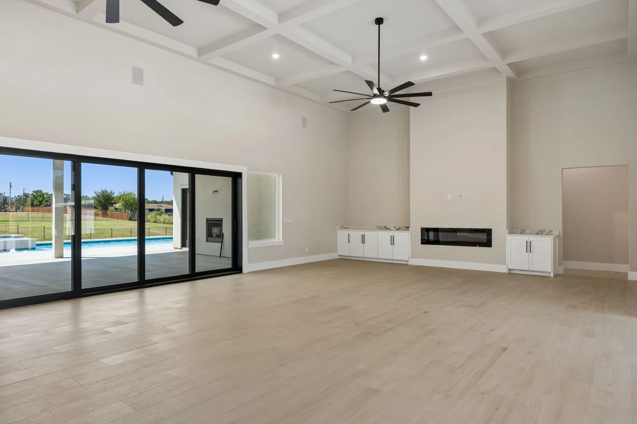 Single Family Residence For Sale in Johnson County , 304 Mint Ridge, Burleson, Texas 76028, 5 Bedroom, 6 Bathroom, 8 Garage spaces, 6,405 Sqft, built in 2026, mls#21401010, Real Estate Agent in Burleson, Homes For Sale in Johnson county, Homes For Sale in Burleson, Realtor in Burleson Texas, Real Estate Brokerage Independent Realty Texas, Luminita Cordes Realtor