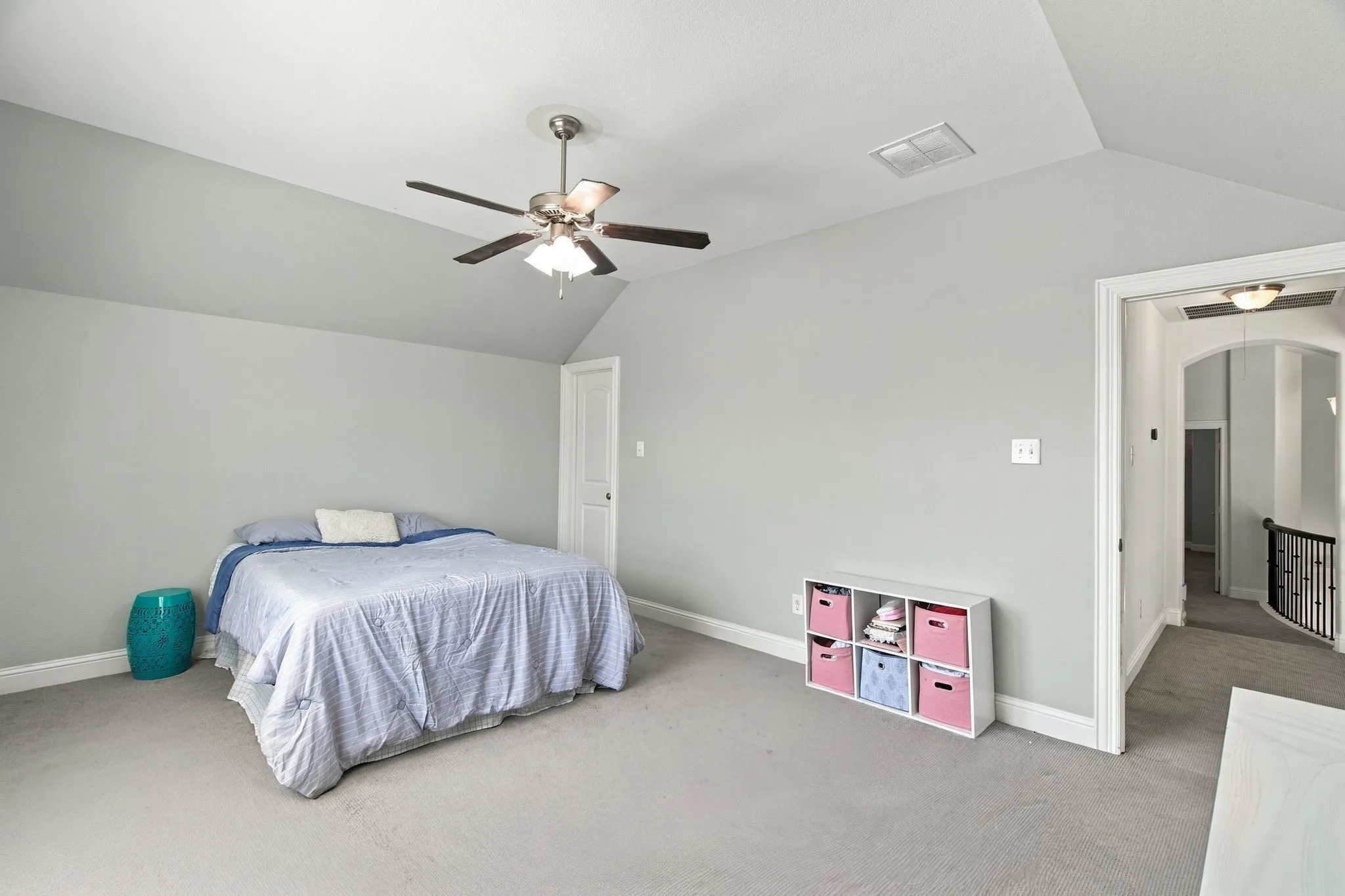 Single Family Residence For Sale in Denton County , 3604 Bankside, The Colony, Texas 75056, 5 Bedroom, 4 Bathroom, 3 Garage spaces, 4,446 Sqft, built in 2016, mls#21400789, Real Estate Agent in The Colony, Homes For Sale in Denton county, Homes For Sale in The Colony, Realtor in The Colony Texas, Real Estate Brokerage Independent Realty Texas, Luminita Cordes Realtor
