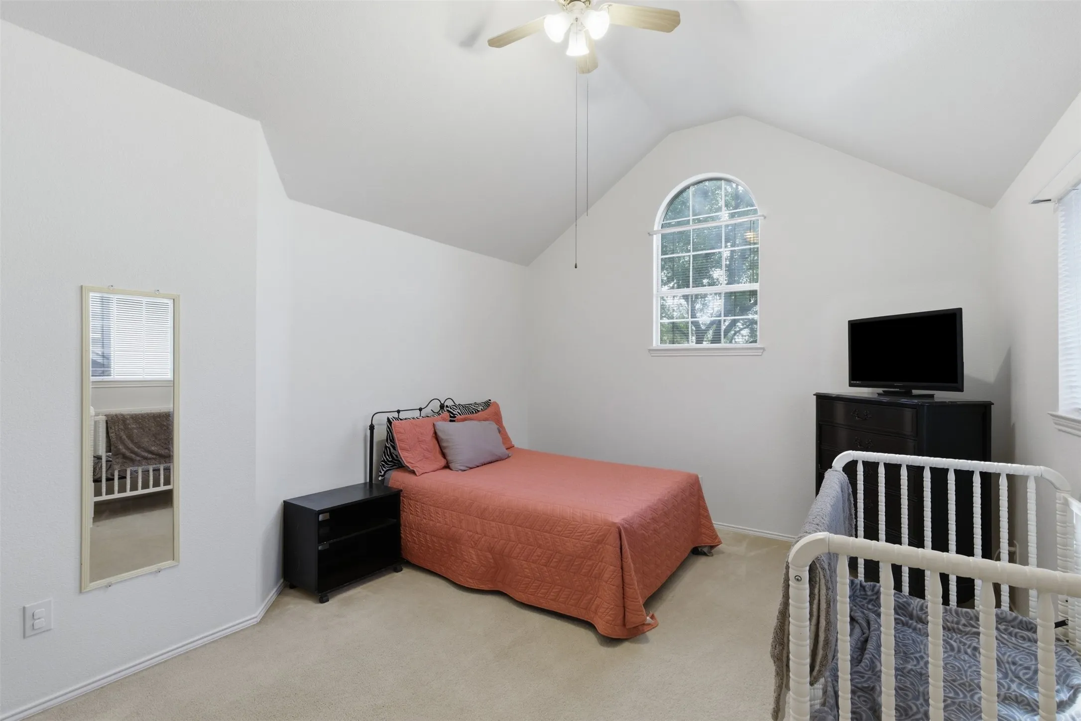 Single Family Residence For Sale in Denton County , 4521 Newport Drive, The Colony, Texas 75056, 4 Bedroom, 3 Bathroom, 2 Garage spaces, 2,831 Sqft, built in 1996, mls#21399794, Real Estate Agent in The Colony, Homes For Sale in Denton county, Homes For Sale in The Colony, Realtor in The Colony Texas, Real Estate Brokerage Independent Realty Texas, Luminita Cordes Realtor