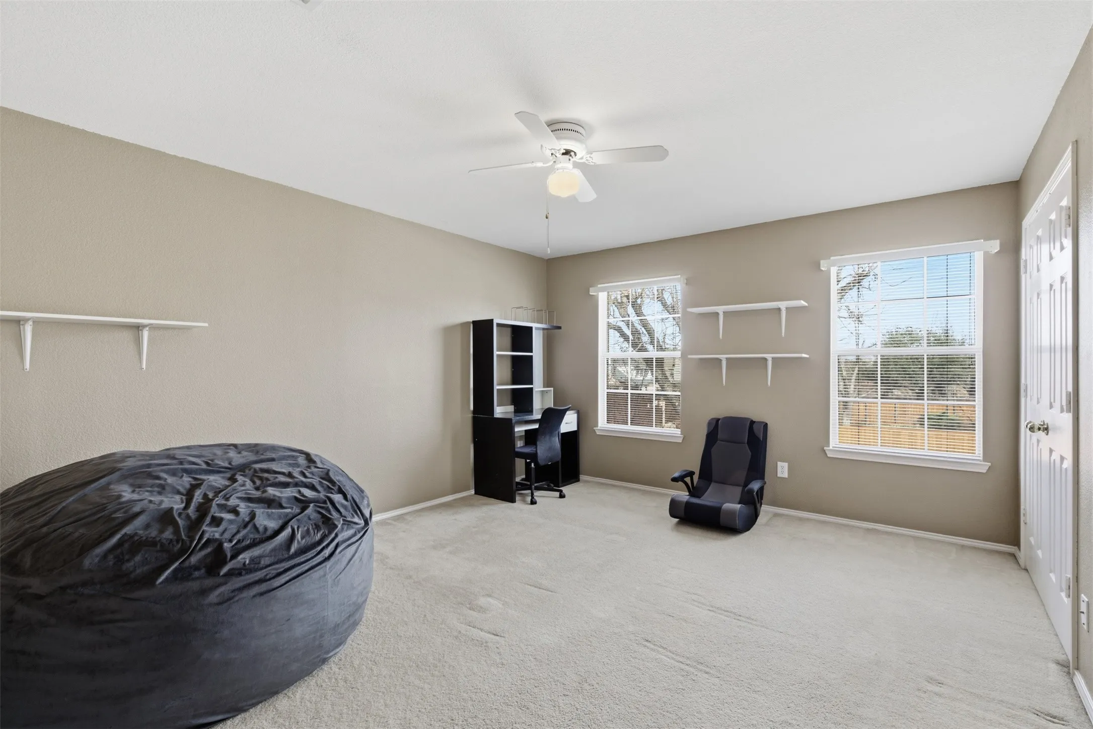 Single Family Residence For Sale in Denton County , 4521 Newport Drive, The Colony, Texas 75056, 4 Bedroom, 3 Bathroom, 2 Garage spaces, 2,831 Sqft, built in 1996, mls#21399794, Real Estate Agent in The Colony, Homes For Sale in Denton county, Homes For Sale in The Colony, Realtor in The Colony Texas, Real Estate Brokerage Independent Realty Texas, Luminita Cordes Realtor