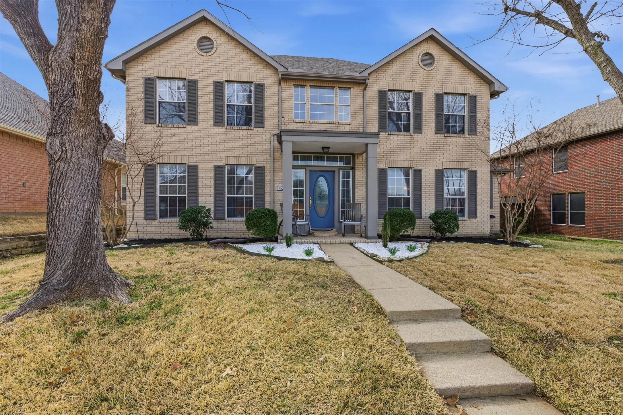 Single Family Residence For Sale in Denton County , 4521 Newport Drive, The Colony, Texas 75056, 4 Bedroom, 3 Bathroom, 2 Garage spaces, 2,831 Sqft, built in 1996, mls#21399794, Real Estate Agent in The Colony, Homes For Sale in Denton county, Homes For Sale in The Colony, Realtor in The Colony Texas, Real Estate Brokerage Independent Realty Texas, Luminita Cordes Realtor