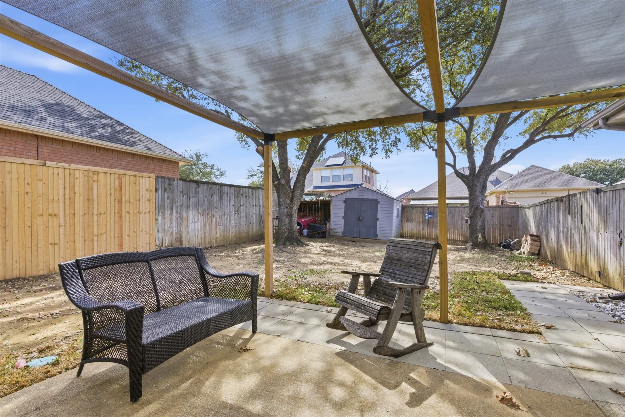 Single Family Residence For Sale in Denton County , 4521 Newport Drive, The Colony, Texas 75056, 4 Bedroom, 3 Bathroom, 2 Garage spaces, 2,831 Sqft, built in 1996, mls#21399794, Real Estate Agent in The Colony, Homes For Sale in Denton county, Homes For Sale in The Colony, Realtor in The Colony Texas, Real Estate Brokerage Independent Realty Texas, Luminita Cordes Realtor
