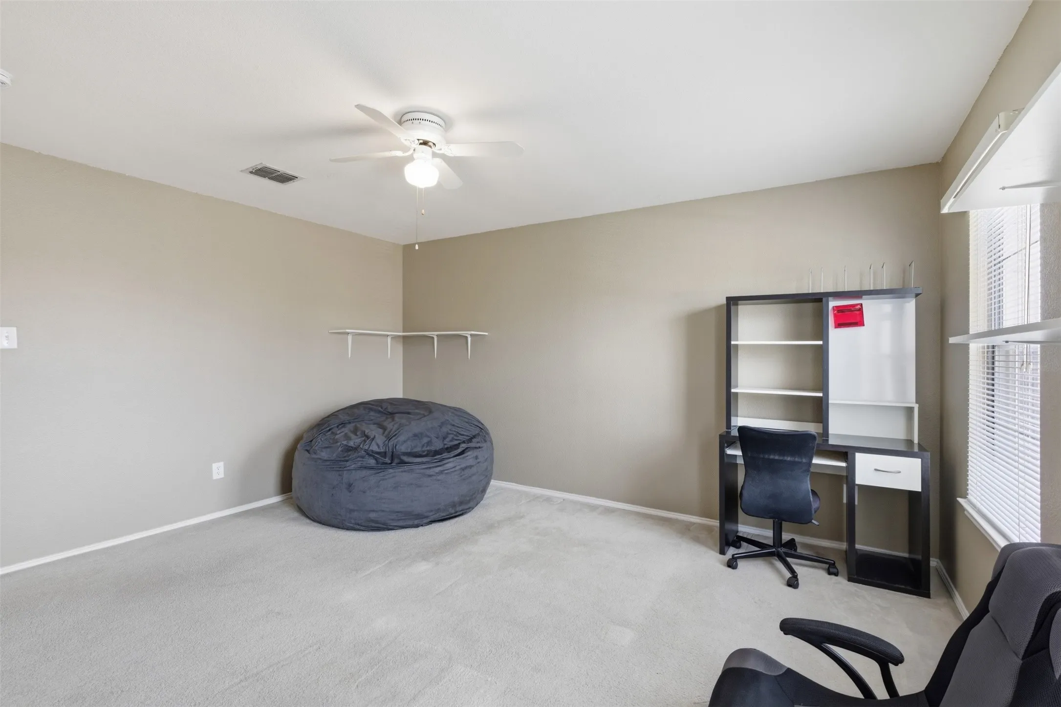 Single Family Residence For Sale in Denton County , 4521 Newport Drive, The Colony, Texas 75056, 4 Bedroom, 3 Bathroom, 2 Garage spaces, 2,831 Sqft, built in 1996, mls#21399794, Real Estate Agent in The Colony, Homes For Sale in Denton county, Homes For Sale in The Colony, Realtor in The Colony Texas, Real Estate Brokerage Independent Realty Texas, Luminita Cordes Realtor