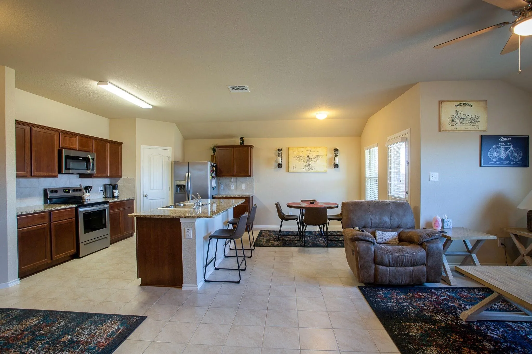 Single Family Residence For Rent in Rockwall County , 1063 Decker Drive, Fate, Texas 75189, 4 Bedroom, 2 Bathroom, 2 Garage spaces, 1,584 Sqft, built in 2017, mls#21401030, Real Estate Agent in Fate, Homes For Rent in Rockwall county, Homes For Rent in Fate, Realtor in Fate Texas, Real Estate Brokerage Independent Realty Texas, Luminita Cordes Realtor