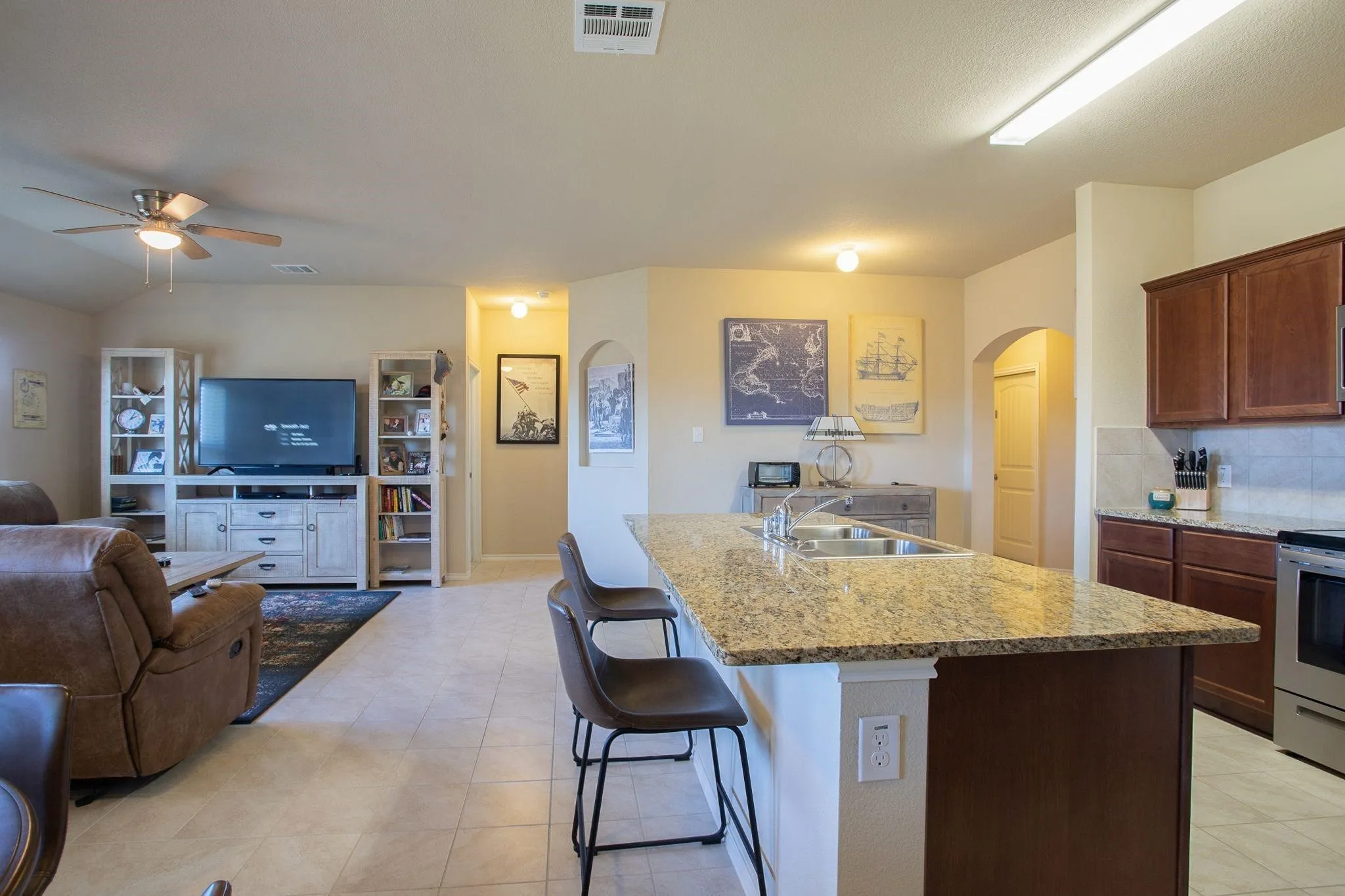 Single Family Residence For Rent in Rockwall County , 1063 Decker Drive, Fate, Texas 75189, 4 Bedroom, 2 Bathroom, 2 Garage spaces, 1,584 Sqft, built in 2017, mls#21401030, Real Estate Agent in Fate, Homes For Rent in Rockwall county, Homes For Rent in Fate, Realtor in Fate Texas, Real Estate Brokerage Independent Realty Texas, Luminita Cordes Realtor