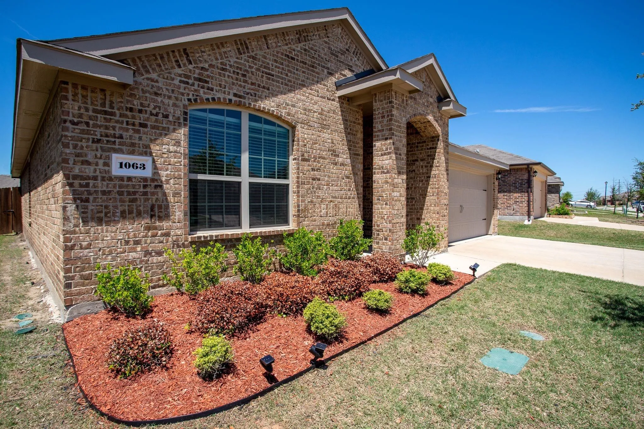 Single Family Residence For Rent in Rockwall County , 1063 Decker Drive, Fate, Texas 75189, 4 Bedroom, 2 Bathroom, 2 Garage spaces, 1,584 Sqft, built in 2017, mls#21401030, Real Estate Agent in Fate, Homes For Rent in Rockwall county, Homes For Rent in Fate, Realtor in Fate Texas, Real Estate Brokerage Independent Realty Texas, Luminita Cordes Realtor