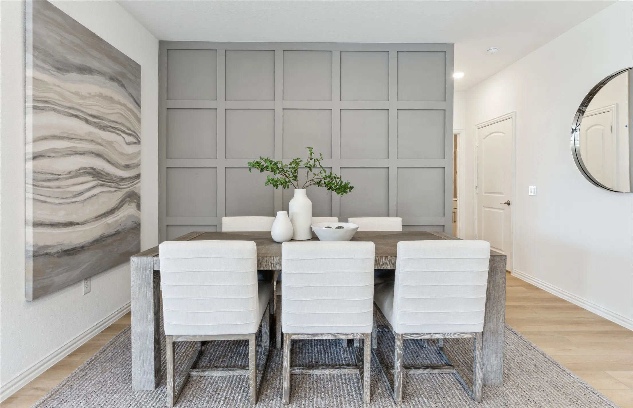 *Model Representation - Dining area off kitchen