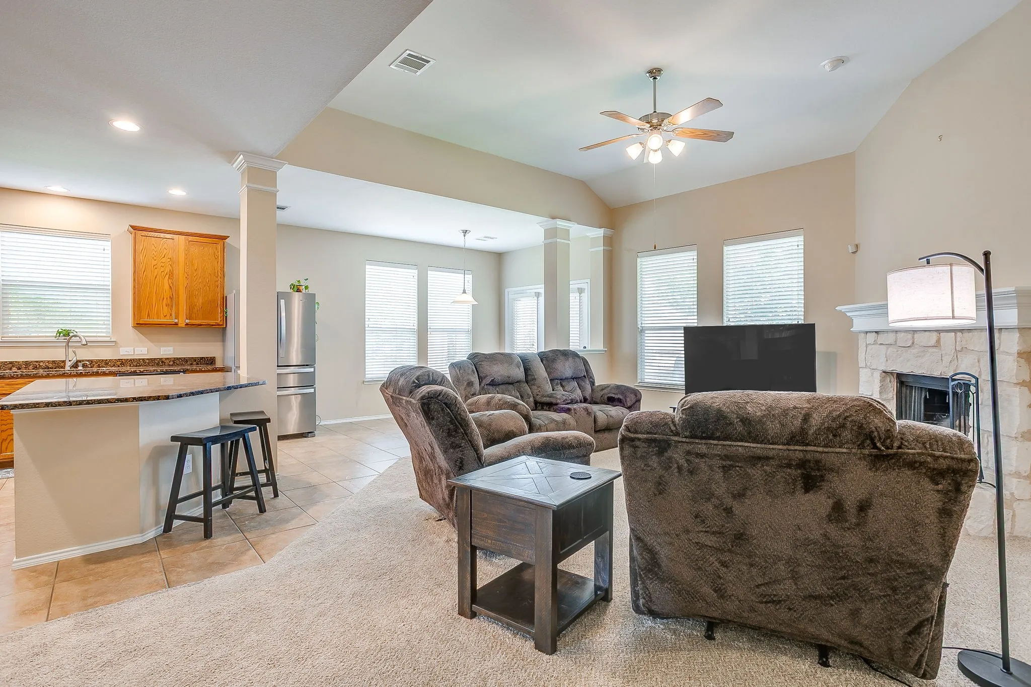 Single Family Residence For Sale in Tarrant County , 3601 Hudgins Ranch Road, Fort Worth, Texas 76262, 4 Bedroom, 3 Bathroom, 2 Garage spaces, 2,536 Sqft, built in 2008, mls#21397713, Real Estate Agent in Fort Worth, Homes For Sale in Tarrant county, Homes For Sale in Fort Worth, Realtor in Fort Worth Texas, Real Estate Brokerage Independent Realty Texas, Luminita Cordes Realtor