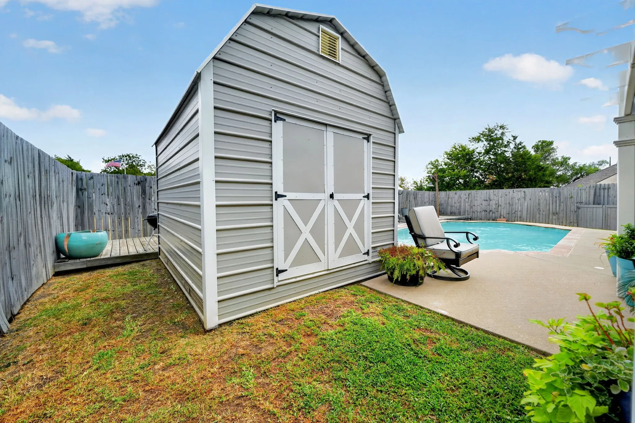 Single Family Residence For Sale in Rockwall County , 408 Er Ellis, Fate, Texas 75087, 3 Bedroom, 2 Bathroom, 2 Garage spaces, 1,278 Sqft, built in 1998, mls#21400831, Real Estate Agent in Fate, Homes For Sale in Rockwall county, Homes For Sale in Fate, Realtor in Fate Texas, Real Estate Brokerage Independent Realty Texas, Luminita Cordes Realtor