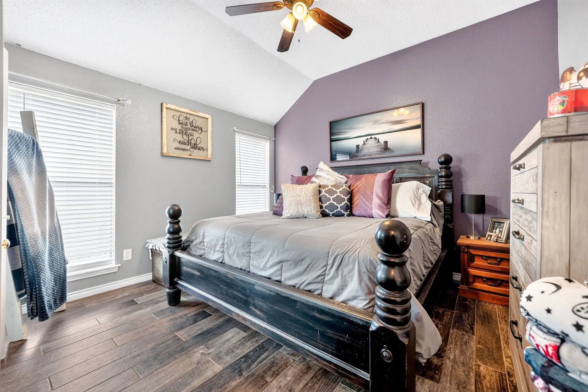 Single Family Residence For Sale in Rockwall County , 408 Er Ellis, Fate, Texas 75087, 3 Bedroom, 2 Bathroom, 2 Garage spaces, 1,278 Sqft, built in 1998, mls#21400831, Real Estate Agent in Fate, Homes For Sale in Rockwall county, Homes For Sale in Fate, Realtor in Fate Texas, Real Estate Brokerage Independent Realty Texas, Luminita Cordes Realtor