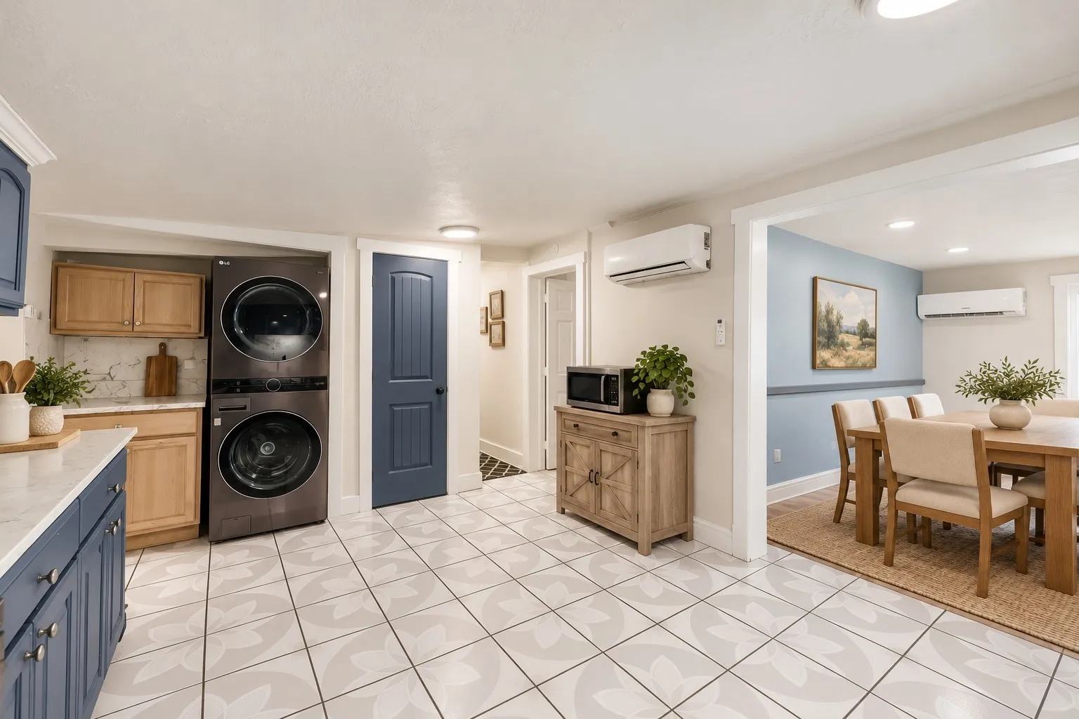 Single Family Residence For Sale in Johnson County , 400 S 3rd Street, Grandview, Texas 76050, 5 Bedroom, 3 Bathroom, 2 Garage spaces, 2,338 Sqft, built in 1940, mls#21399012, Real Estate Agent in Grandview, Homes For Sale in Johnson county, Homes For Sale in Grandview, Realtor in Grandview Texas, Real Estate Brokerage Independent Realty Texas, Luminita Cordes Realtor
