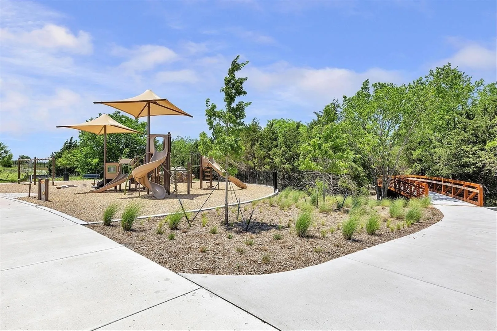 Single Family Residence For Sale in Rockwall County , 252 Golden Run Drive, Fate, Texas 75189, 5 Bedroom, 3 Bathroom, 2 Garage spaces, 3,532 Sqft, built in 2024, mls#21398650, Real Estate Agent in Fate, Homes For Sale in Rockwall county, Homes For Sale in Fate, Realtor in Fate Texas, Real Estate Brokerage Independent Realty Texas, Luminita Cordes Realtor