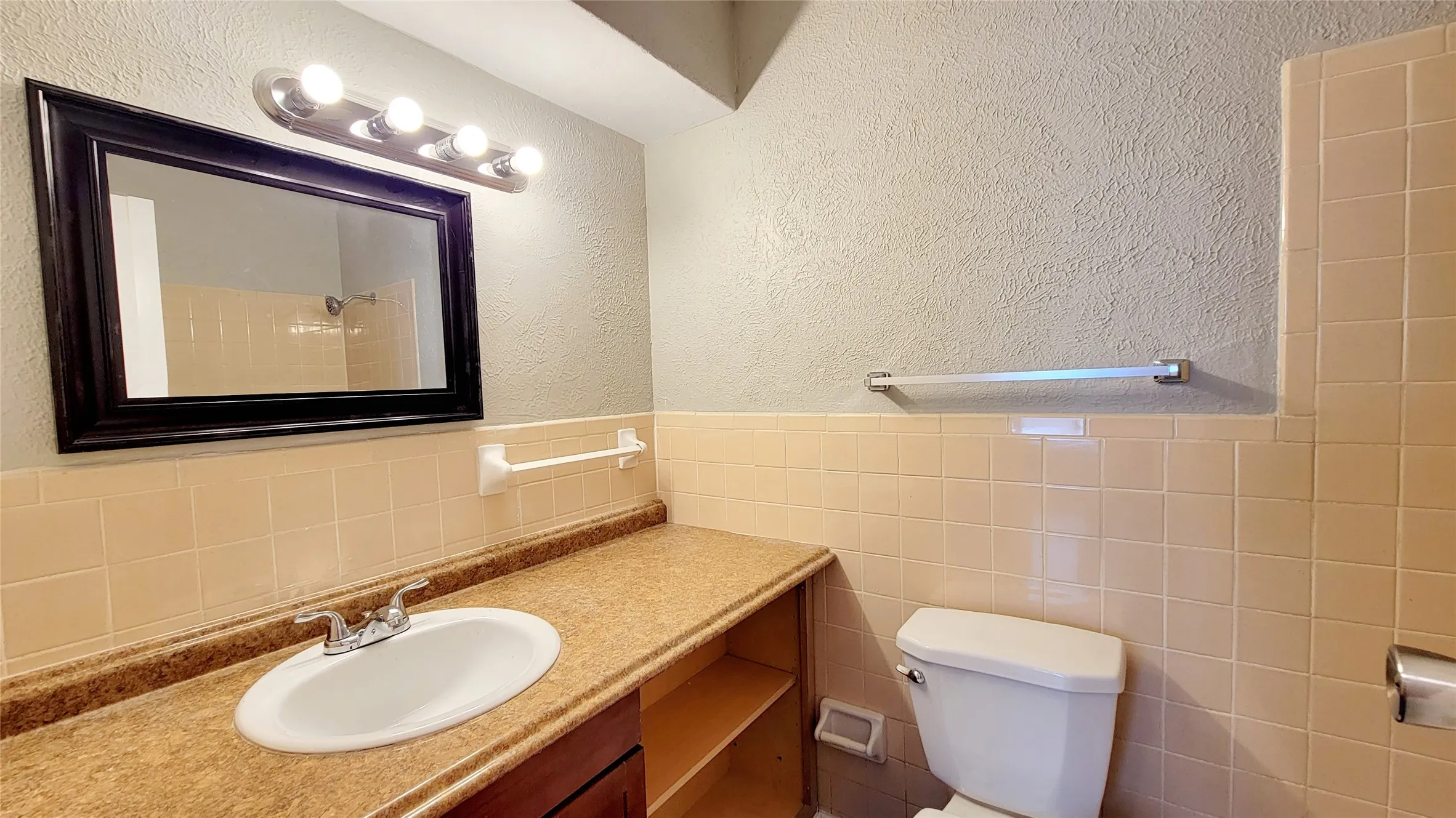 Single Family Residence For Rent in Hunt County , 2602 Bliss, Greenville, Texas 75402, 4 Bedroom, 2 Bathroom, Garage spaces, 1,545 Sqft, built in 1971, mls#21400456, Real Estate Agent in Greenville, Homes For Rent in Hunt county, Homes For Rent in Greenville, Realtor in Greenville Texas, Real Estate Brokerage Independent Realty Texas, Luminita Cordes Realtor