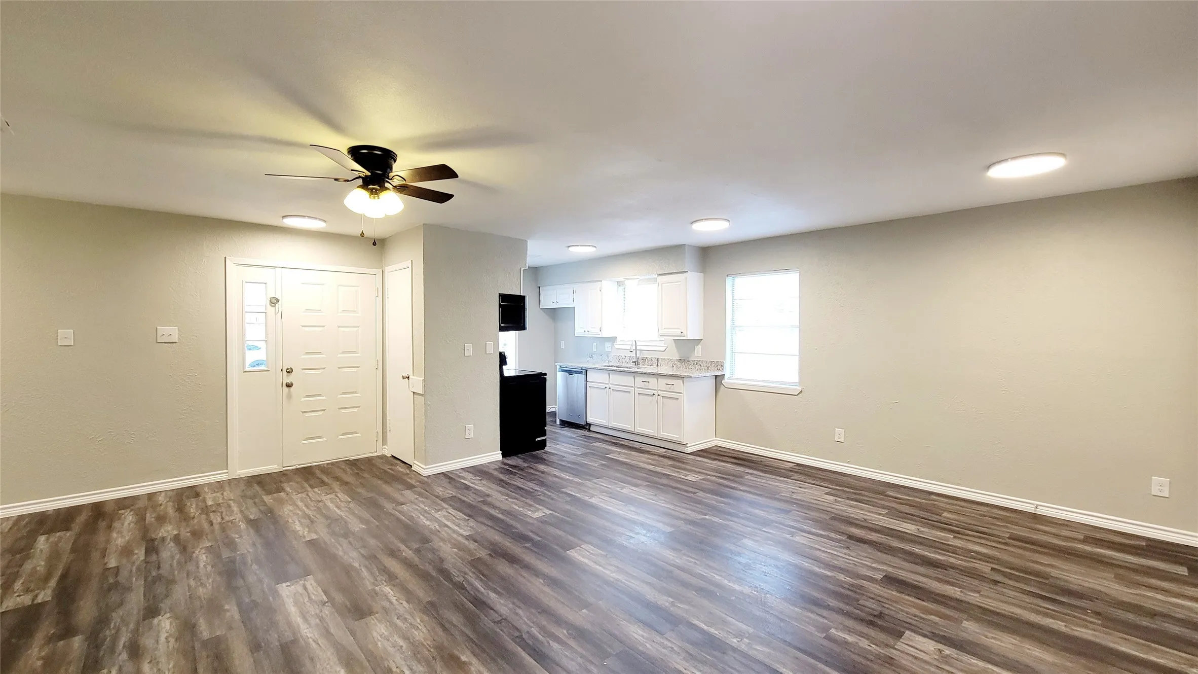 Single Family Residence For Rent in Hunt County , 2602 Bliss, Greenville, Texas 75402, 4 Bedroom, 2 Bathroom, Garage spaces, 1,545 Sqft, built in 1971, mls#21400456, Real Estate Agent in Greenville, Homes For Rent in Hunt county, Homes For Rent in Greenville, Realtor in Greenville Texas, Real Estate Brokerage Independent Realty Texas, Luminita Cordes Realtor