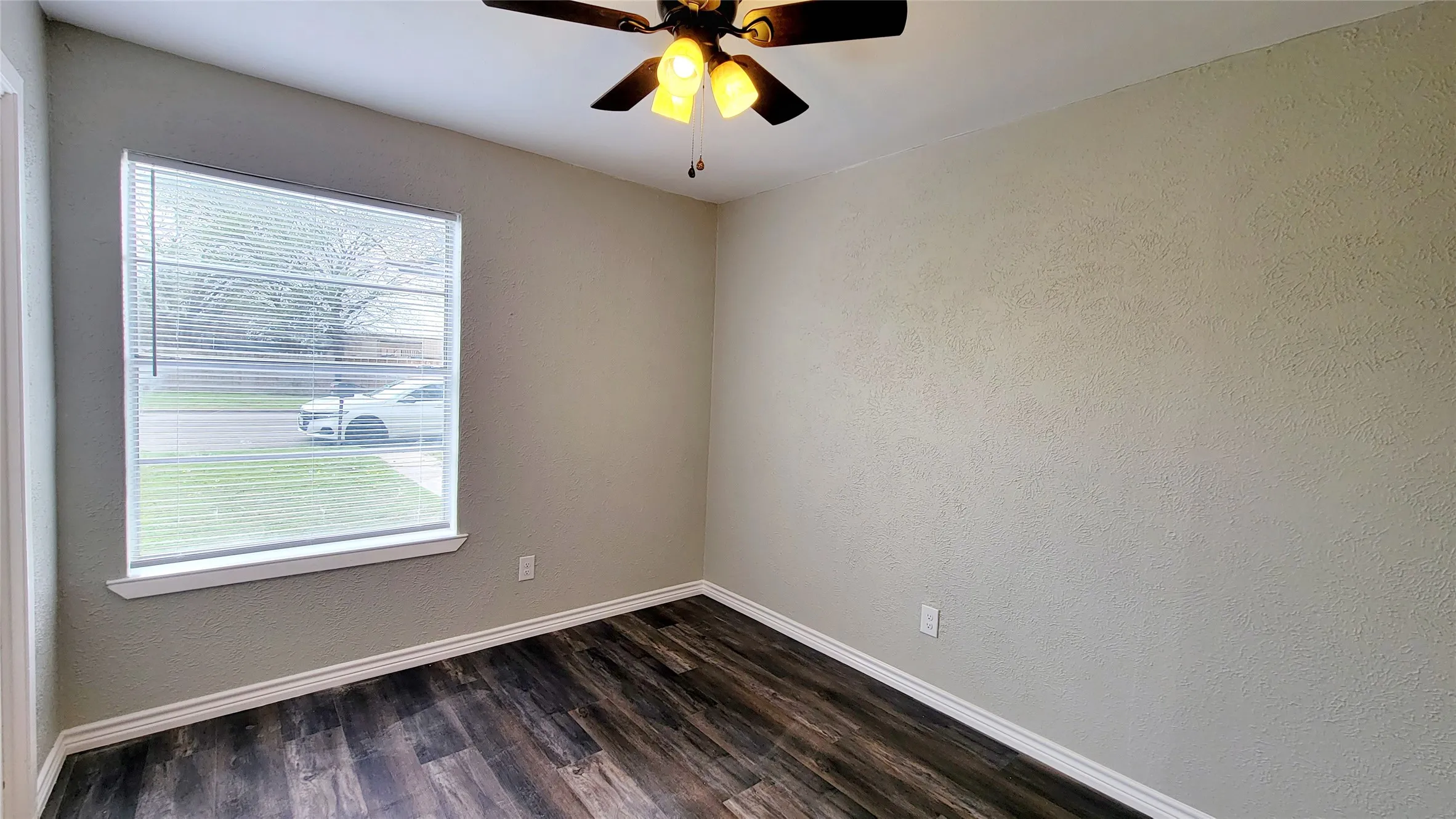 Single Family Residence For Rent in Hunt County , 2602 Bliss, Greenville, Texas 75402, 4 Bedroom, 2 Bathroom, Garage spaces, 1,545 Sqft, built in 1971, mls#21400456, Real Estate Agent in Greenville, Homes For Rent in Hunt county, Homes For Rent in Greenville, Realtor in Greenville Texas, Real Estate Brokerage Independent Realty Texas, Luminita Cordes Realtor