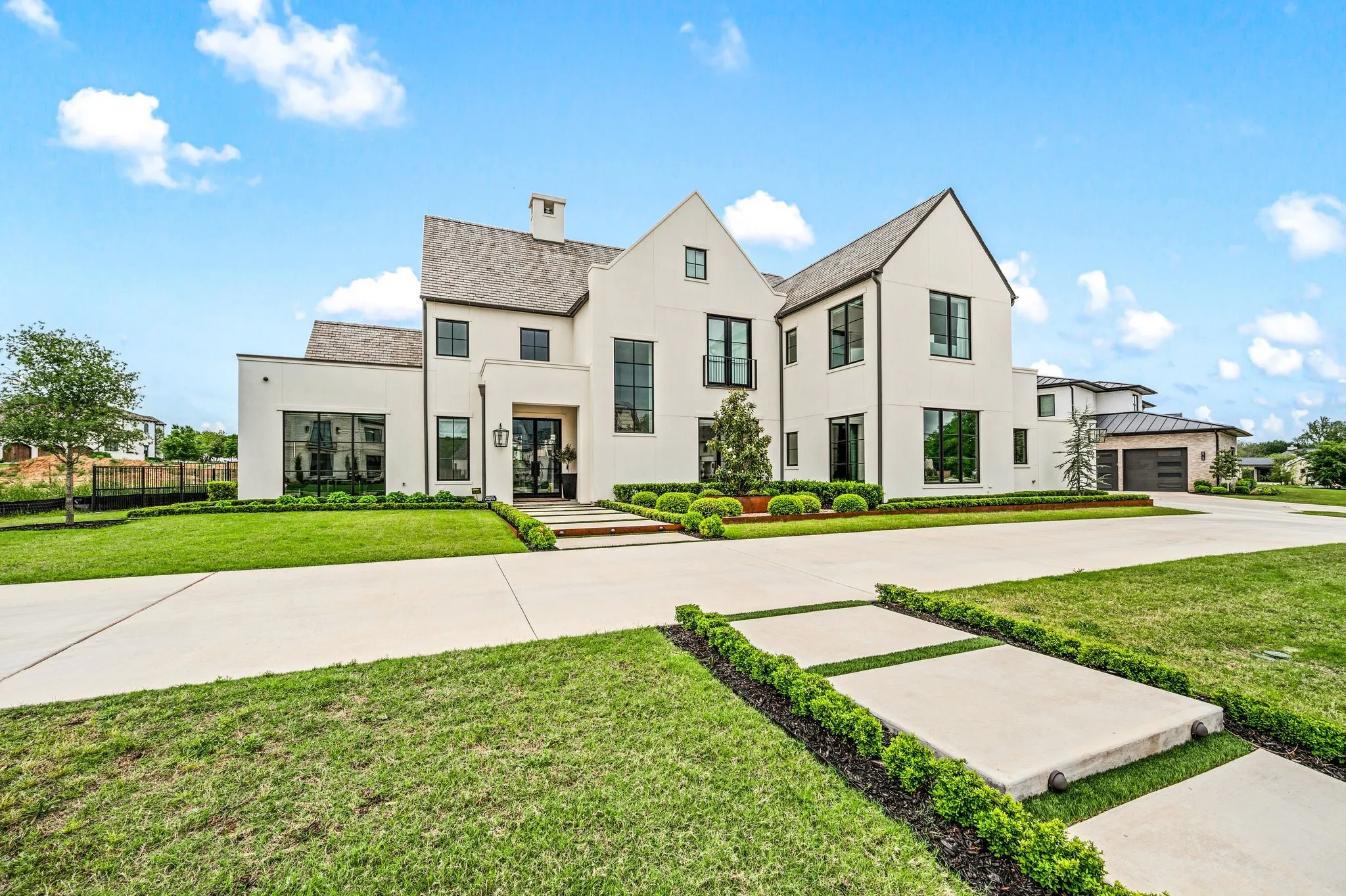 Single Family Residence For Sale in Tarrant County , 805 Stacy Drive, Southlake, Texas 76092, 5 Bedroom, 6 Bathroom, 3 Garage spaces, 5,608 Sqft, built in 2023, mls#21394014, Real Estate Agent in Southlake, Homes For Sale in Tarrant county, Homes For Sale in Southlake, Realtor in Southlake Texas, Real Estate Brokerage Independent Realty Texas, Luminita Cordes Realtor