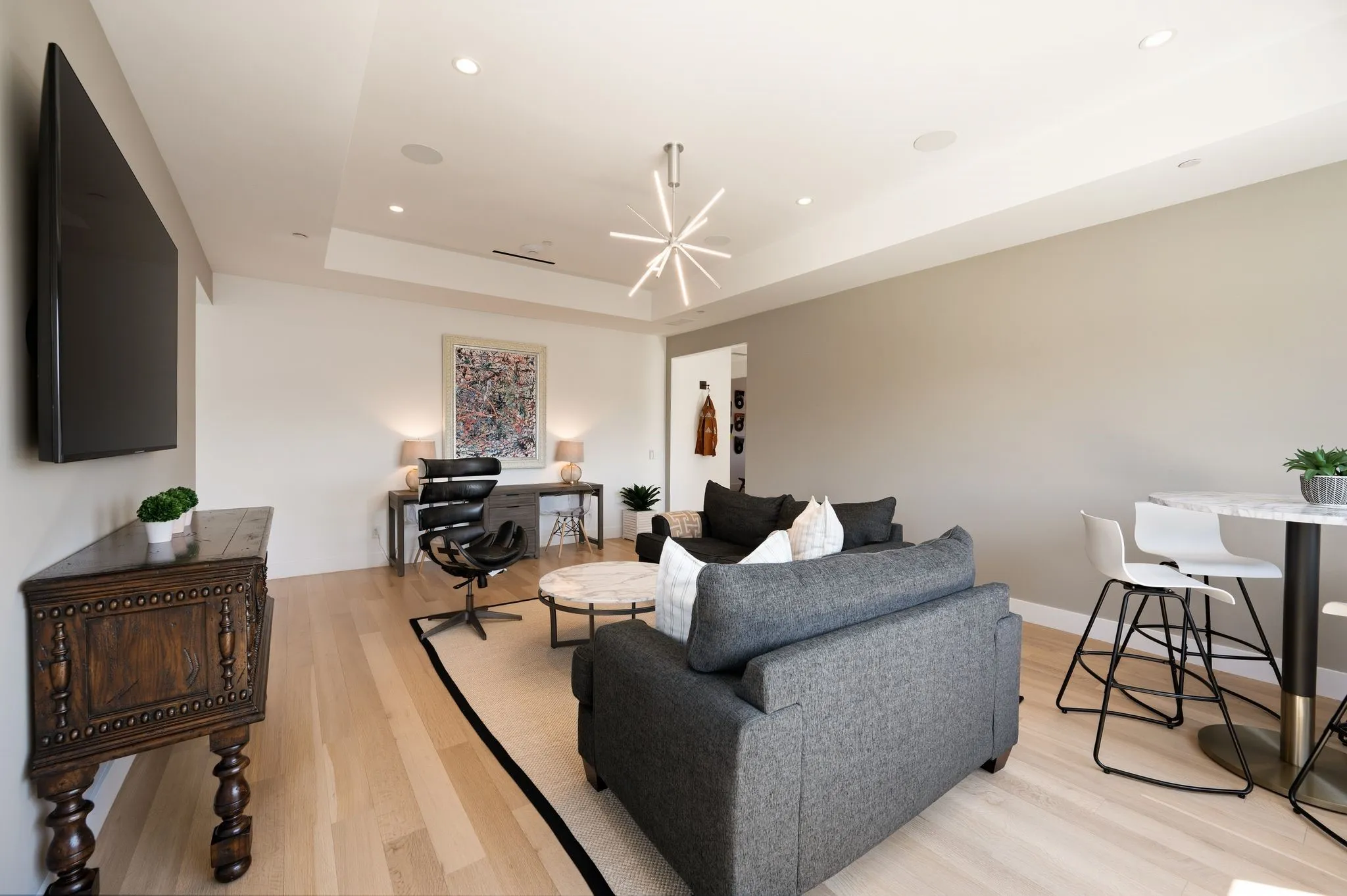 Single Family Residence For Sale in Tarrant County , 805 Stacy Drive, Southlake, Texas 76092, 5 Bedroom, 6 Bathroom, 3 Garage spaces, 5,608 Sqft, built in 2023, mls#21394014, Real Estate Agent in Southlake, Homes For Sale in Tarrant county, Homes For Sale in Southlake, Realtor in Southlake Texas, Real Estate Brokerage Independent Realty Texas, Luminita Cordes Realtor