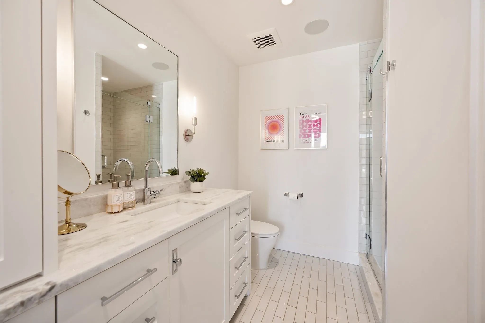 Single Family Residence For Sale in Tarrant County , 805 Stacy Drive, Southlake, Texas 76092, 5 Bedroom, 6 Bathroom, 3 Garage spaces, 5,608 Sqft, built in 2023, mls#21394014, Real Estate Agent in Southlake, Homes For Sale in Tarrant county, Homes For Sale in Southlake, Realtor in Southlake Texas, Real Estate Brokerage Independent Realty Texas, Luminita Cordes Realtor