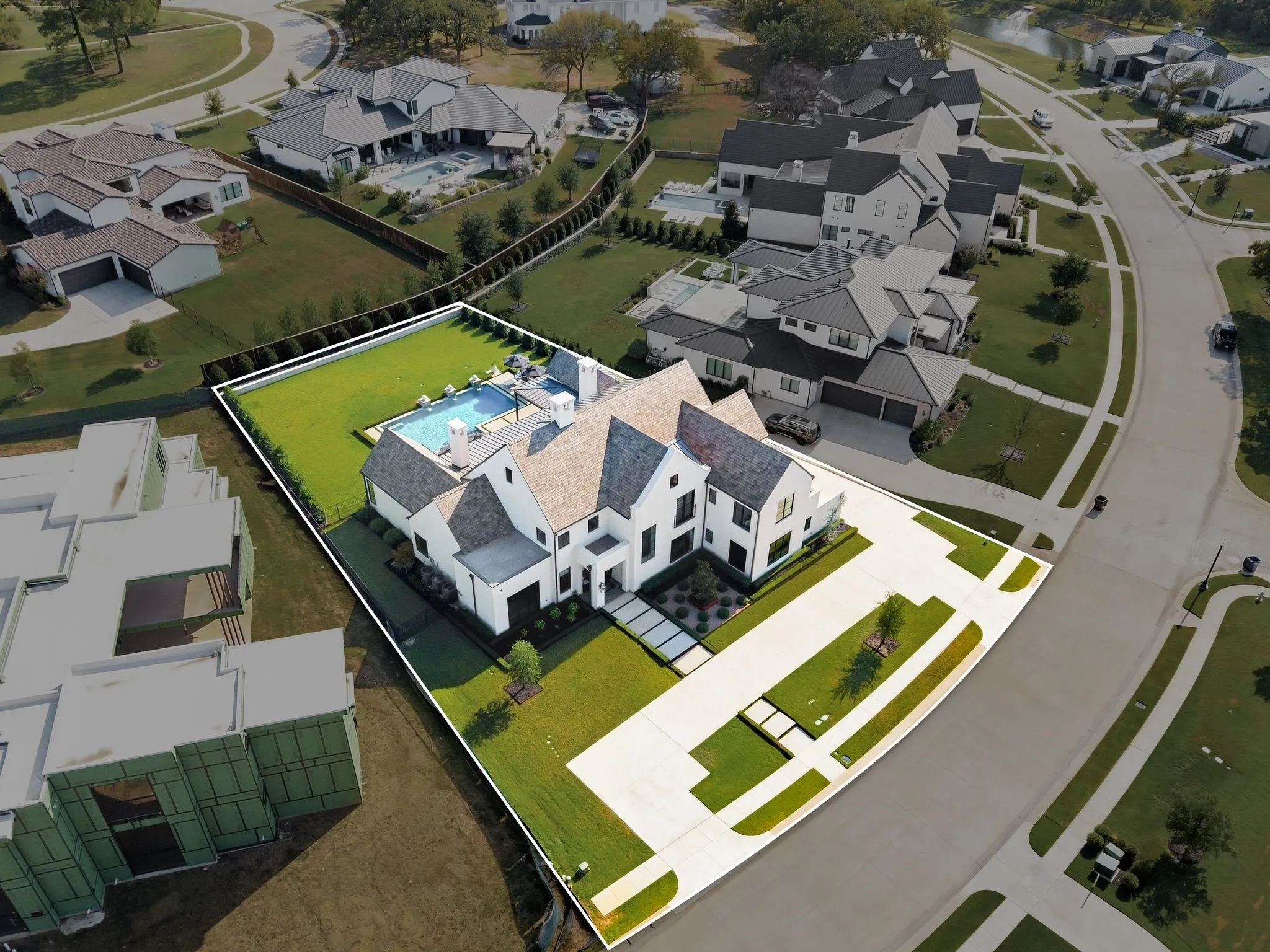 Single Family Residence For Sale in Tarrant County , 805 Stacy Drive, Southlake, Texas 76092, 5 Bedroom, 6 Bathroom, 3 Garage spaces, 5,608 Sqft, built in 2023, mls#21394014, Real Estate Agent in Southlake, Homes For Sale in Tarrant county, Homes For Sale in Southlake, Realtor in Southlake Texas, Real Estate Brokerage Independent Realty Texas, Luminita Cordes Realtor