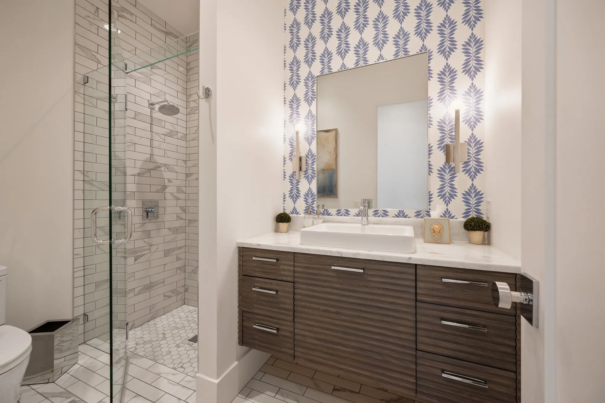 Single Family Residence For Sale in Tarrant County , 805 Stacy Drive, Southlake, Texas 76092, 5 Bedroom, 6 Bathroom, 3 Garage spaces, 5,608 Sqft, built in 2023, mls#21394014, Real Estate Agent in Southlake, Homes For Sale in Tarrant county, Homes For Sale in Southlake, Realtor in Southlake Texas, Real Estate Brokerage Independent Realty Texas, Luminita Cordes Realtor